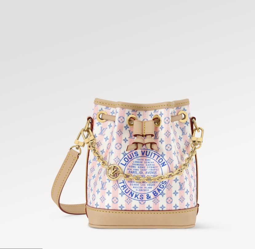 NO:880333,, [Top Enhanced Version] Counter-matched 163C01 transcoding chip, authentic development, counter-matched leather, model M29029 mini bucket bag. This Nano Noé handbag is made of LV Stam canvas, with the LV Stam logo to pay tribute to the brand's exquisite craftsmanship and box-making heritage. It is equipped with a detachable leather shoulder strap and metal chain for easy shoulder carrying. Plenty of space suitable for storing travel and makeup needs.  This series of masterpieces comes with exclusive packaging, imbued with the charming style of the Côte d'Azur. It comes with limited charms and the brand's iconic beach hut handbag, allowing you to enjoy the leisurely fun of midsummer. Size 13 x 16 x 10 cm (length x height x width), LV [top quality original order], Louis Vuitton19860909,【顶级加强版】对柜163C01变码芯片,正品开发,专柜对版皮料,型号M29029迷你水桶包 本款 Nano Noé 手袋取材 LV Stam帆布,以 LV Stam标识致敬品牌精湛工艺与制箱传承,搭配可拆卸皮革肩带和金属链条,方便肩背.充裕空间适宜收纳出行和化妆所需. 本系列臻作搭配专属包装,浸染蔚蓝海岸的迷人风情,随附限定挂饰与品牌标志性海滩小屋手袋,尽揽盛夏悠然意趣 尺寸13 x 16 x 10 厘米 (长度 x 高 x 宽),LV【顶级原单】,louis vuitton,Bag