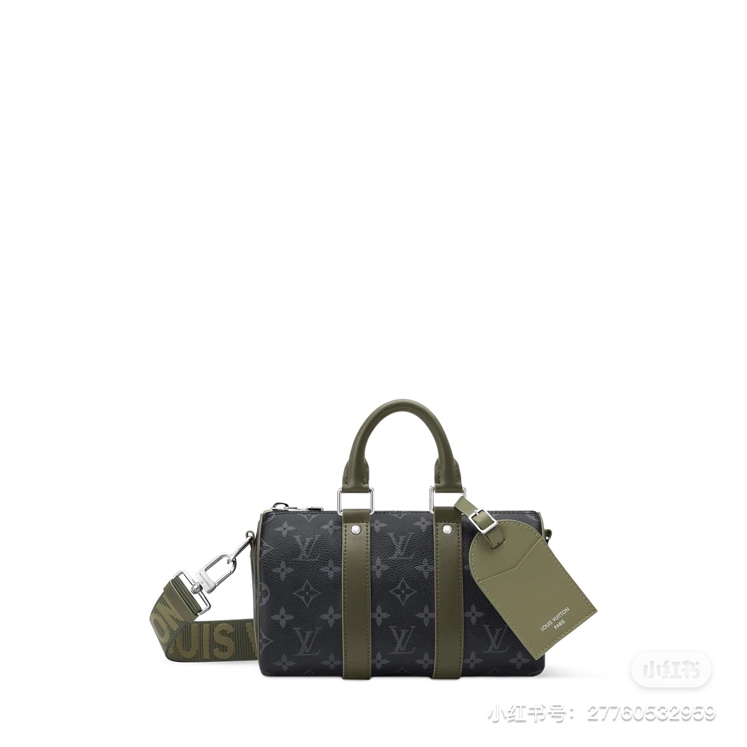 NO:920091,[Top Enhanced Version] All-steel hardware, 163C01 transcoding chip, genuine development, counter-matched leather, this Keepall Bandoulière 25 handbag traces its origins to the Japanese street trend of the 1990s. It is made of Monogram Eclipse canvas with leather trim and a sophisticated name tag. The top handle and detachable and adjustable fabric shoulder strap allow for a variety of carrying methods, with ample internal space suitable for storing daily needs. Dimensions 25 x 15 x 11 cm (length x height)  x width), LV [top original order], louis vuitton19860909【顶级加强版】全钢五金,163C01变码芯片,正品开发,专柜对版皮料,本款 Keepall Bandoulière 25 手袋溯源 年代日本街头潮流,为 Monogram Eclipse 帆布搭配皮革饰边和考究姓名牌.顶部手柄和可拆卸并调节的织物肩带实现多种背携方式,充裕内部空间适宜存放日常所需. 尺寸25 x 15 x 11 厘米 (长度 x 高 x 宽),LV【顶级原单】,louis vuitton,Bag