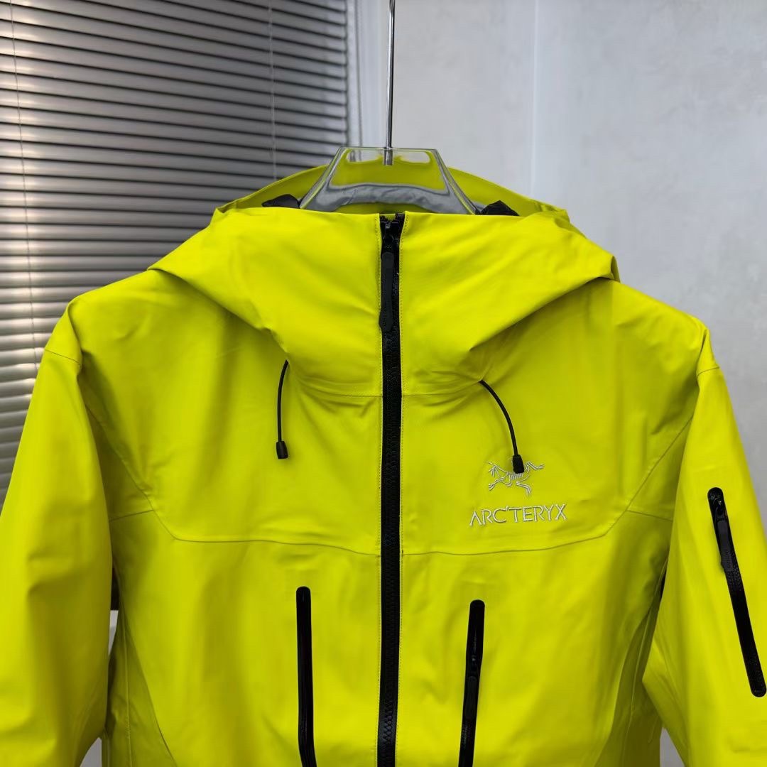 Arc'teryx Alpha SV 7th Gen Gore-Tex Jacket - Waterproof & Windproof - Lemon 5 i1732655914 8770 2