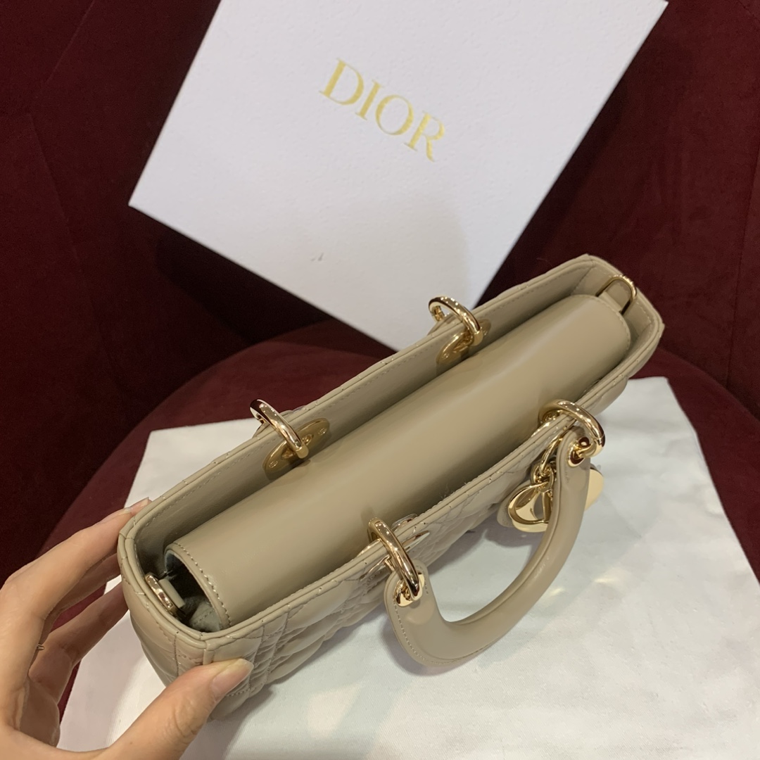 디올 D-조이 가로형 레이디 가방 상세 이미지 8