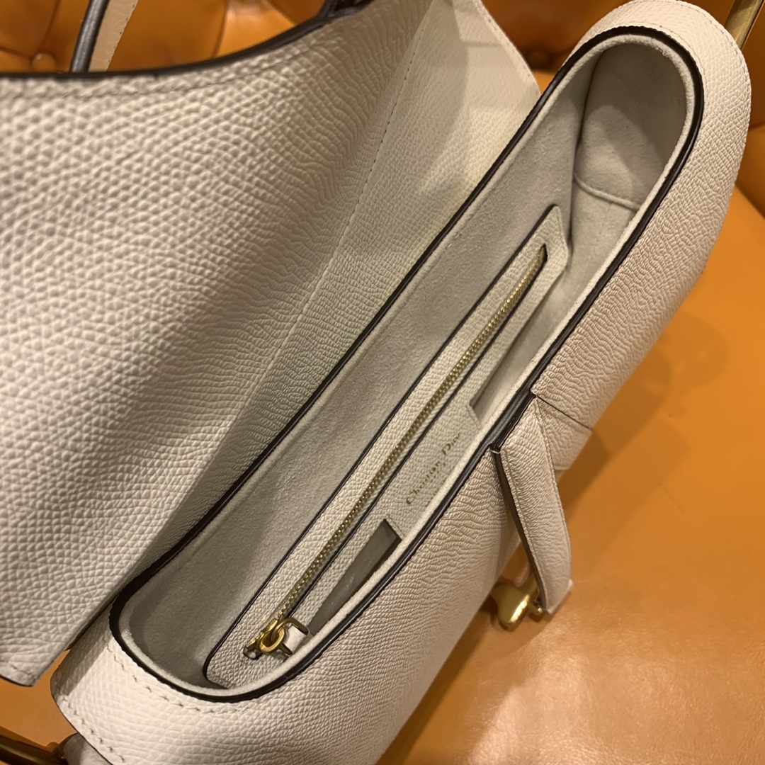 디올 새들백 가방 상세 이미지 7