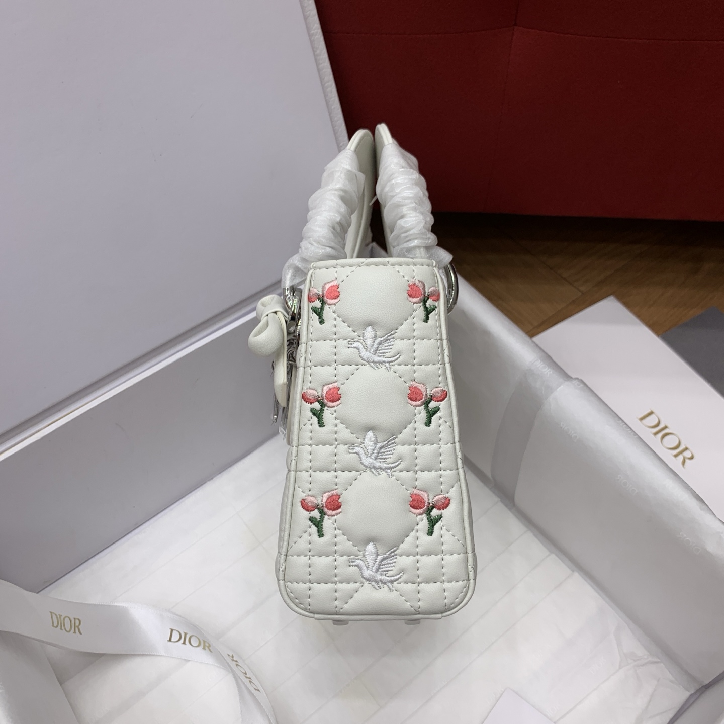 디올 레이디 램스킨 미니 가방 상세 이미지 5
