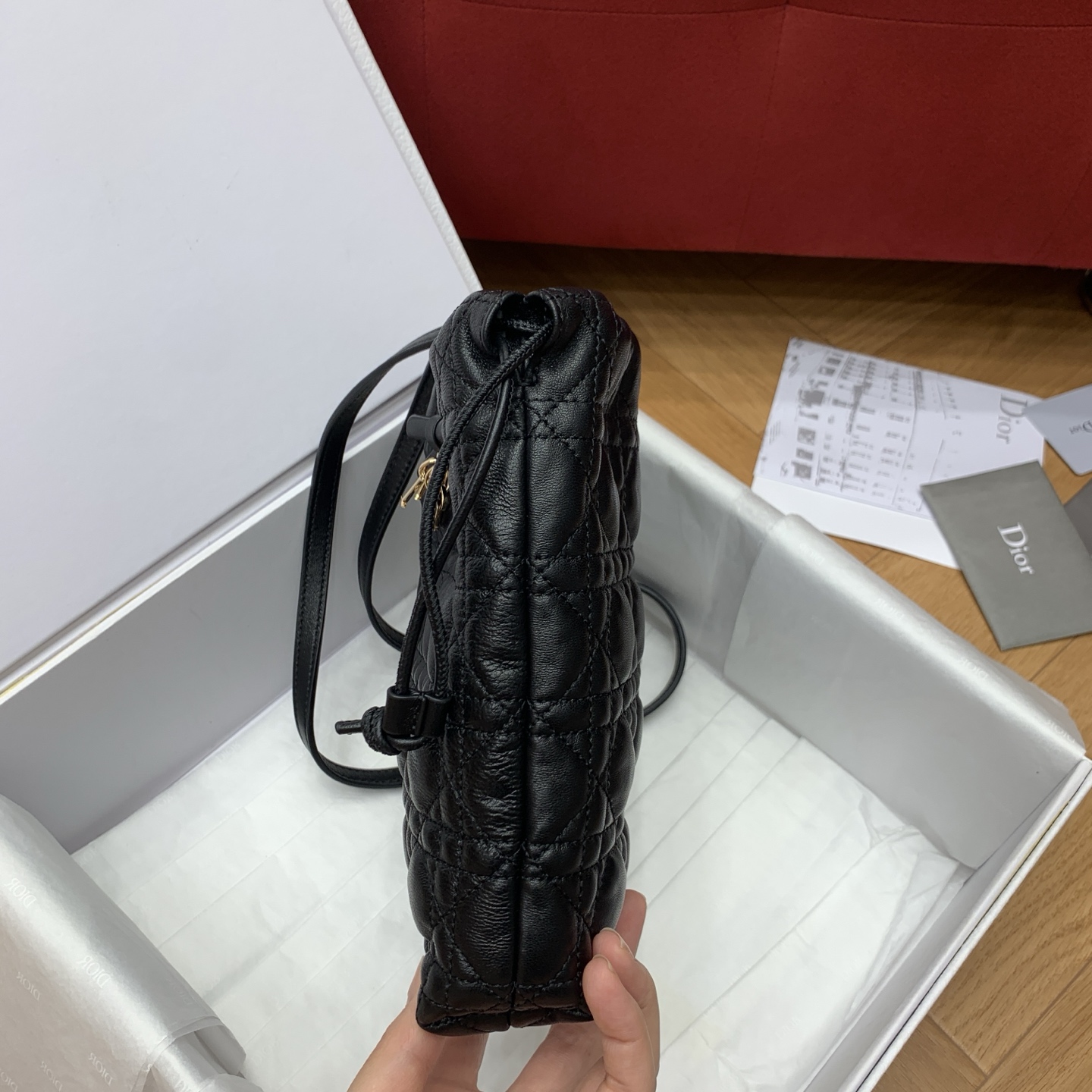 디올 램스킨 퀼팅 복주머니 가방 상세 이미지 5