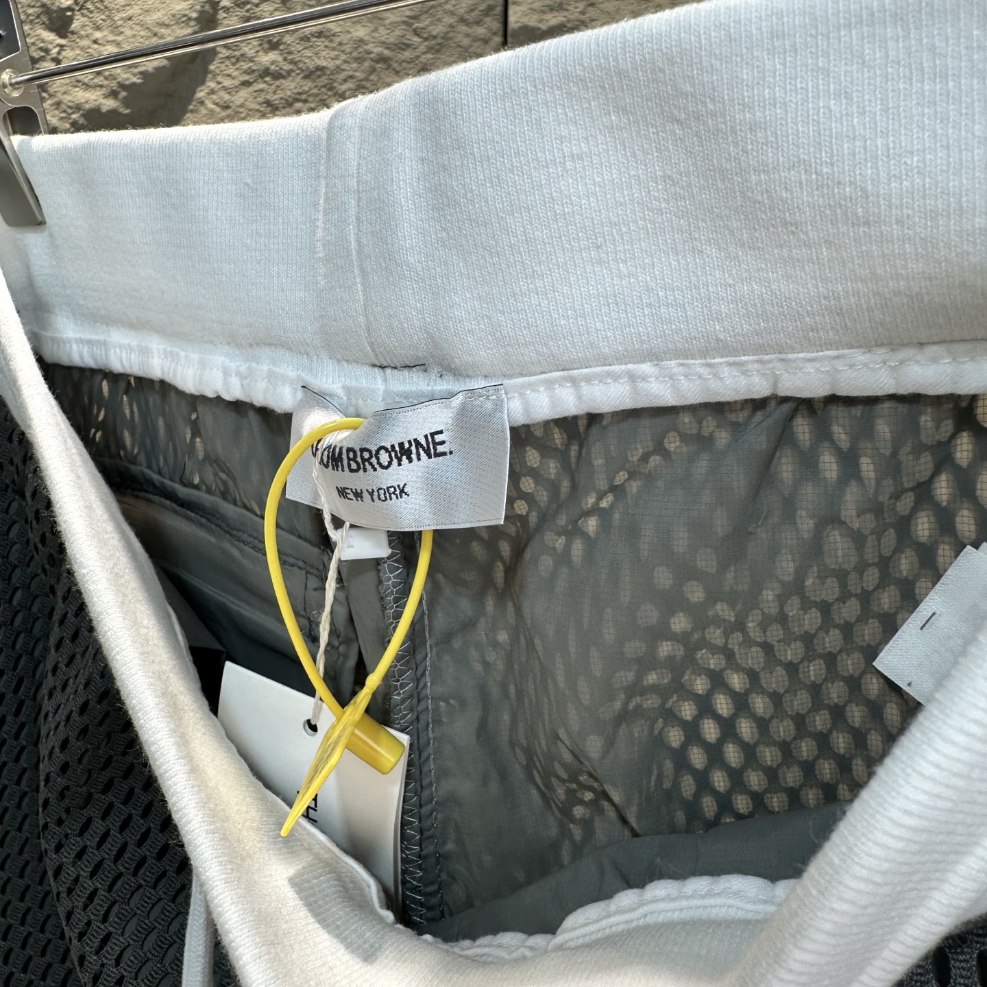 Thom Browne Pantalones Cortos Deportivos de Malla Transpirable para Hombre 11 i1743099471540 991 0 15
