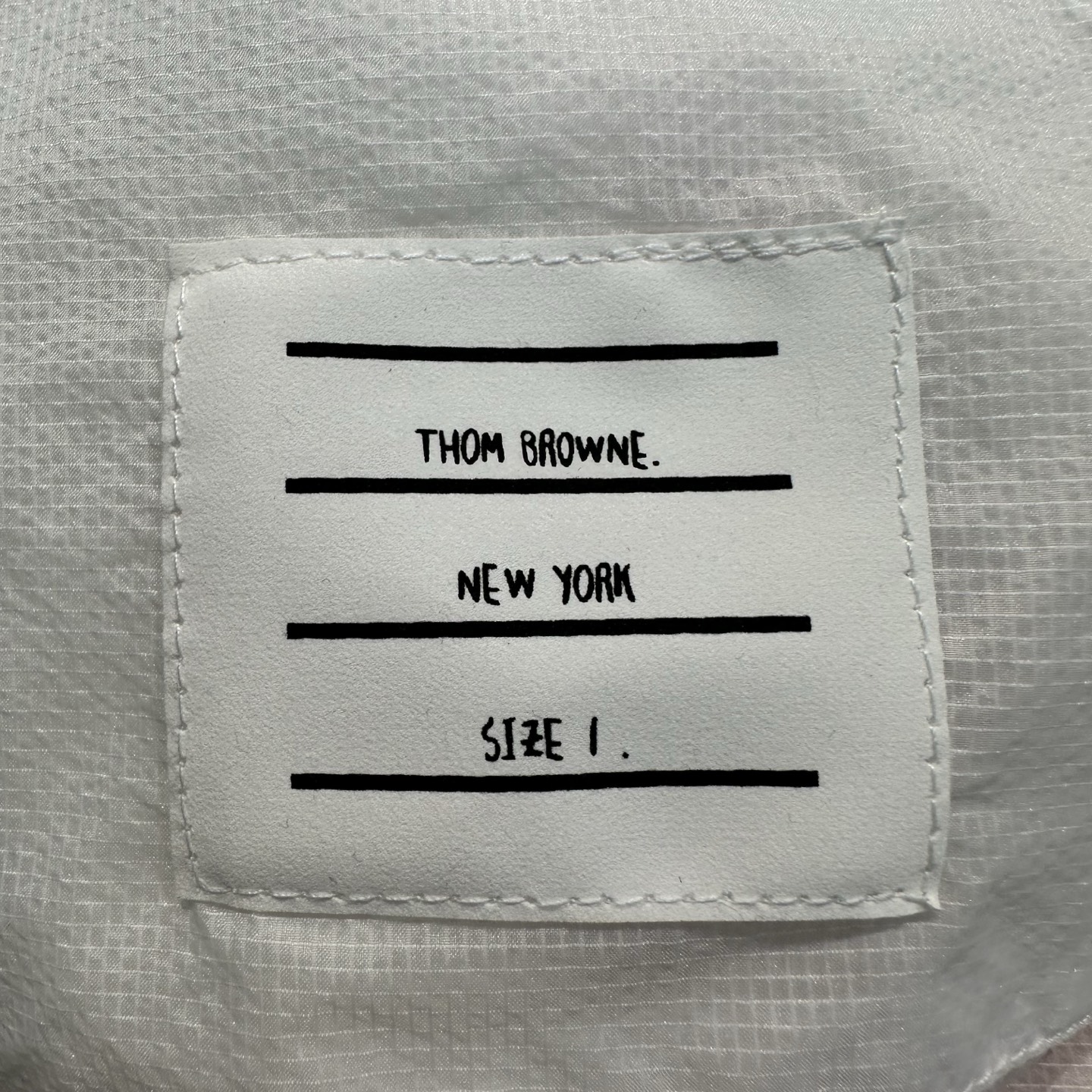 THOMBROWNE Chaqueta Cortavientos Ligera con Capucha y Protección UV para Verano 13 i1744467382990 2303 0 15
