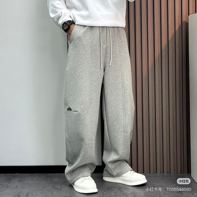Alternative view of Sneakers 07073