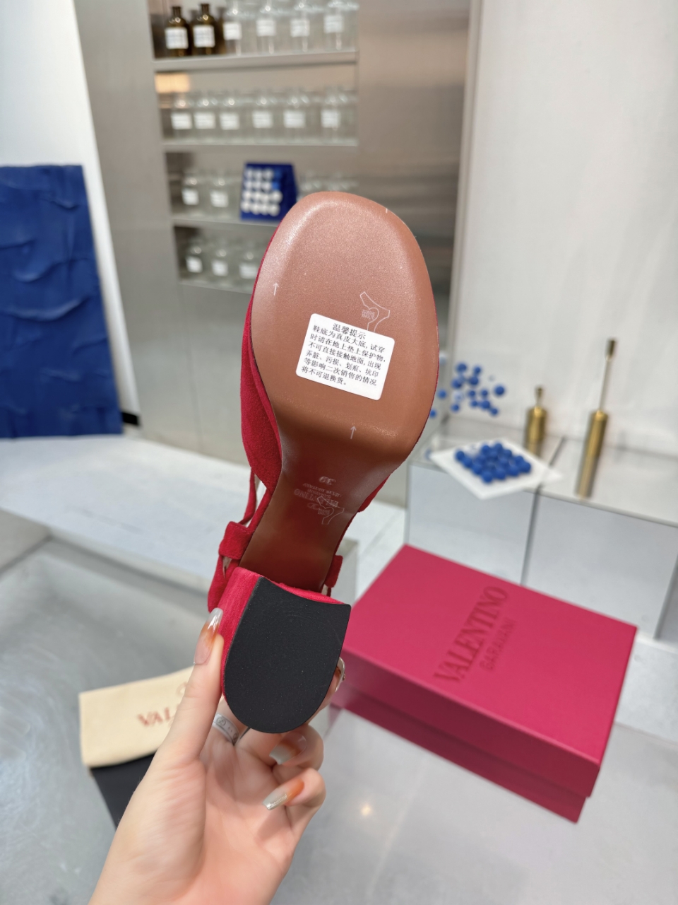 High-End 2025SS Valentino/Warren Metal Logo Sandals: Original Design and Premium Quality - 图片 7