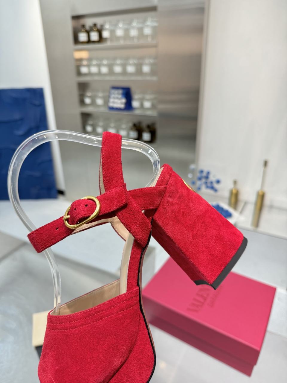 High-End 2025SS Valentino/Warren Metal Logo Sandals: Original Design and Premium Quality - 图片 2