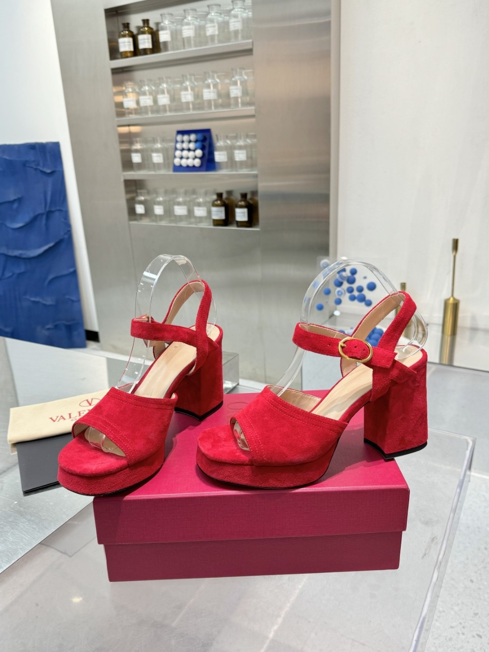High-End 2025SS Valentino/Warren Metal Logo Sandals: Original Design and Premium Quality - 图片 9