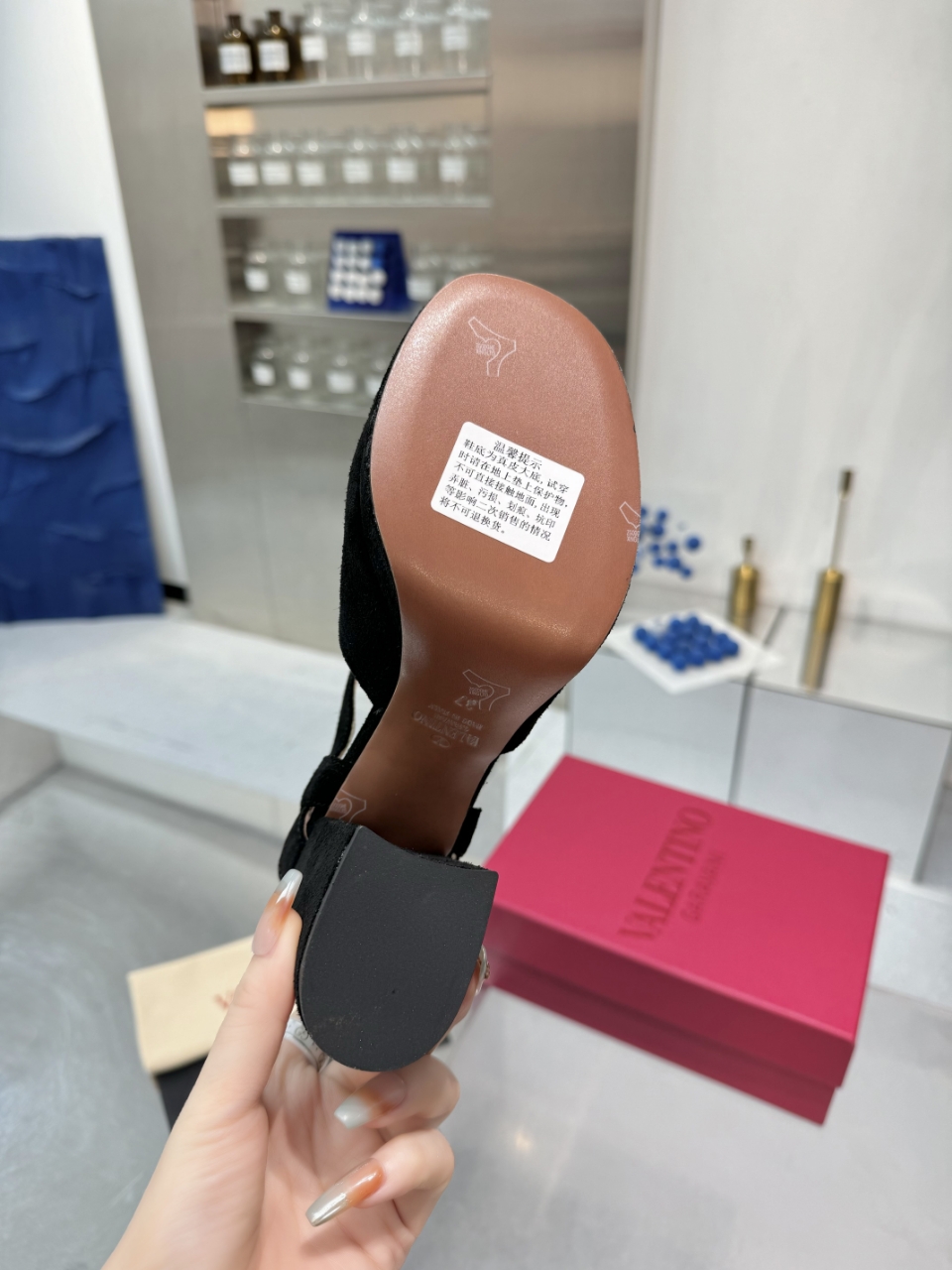 “Valentno/Warren 2025SS High-Water Table Sandals: Original Design, Premium Quality, Imported Materials, Packaging Included” - 图片 6