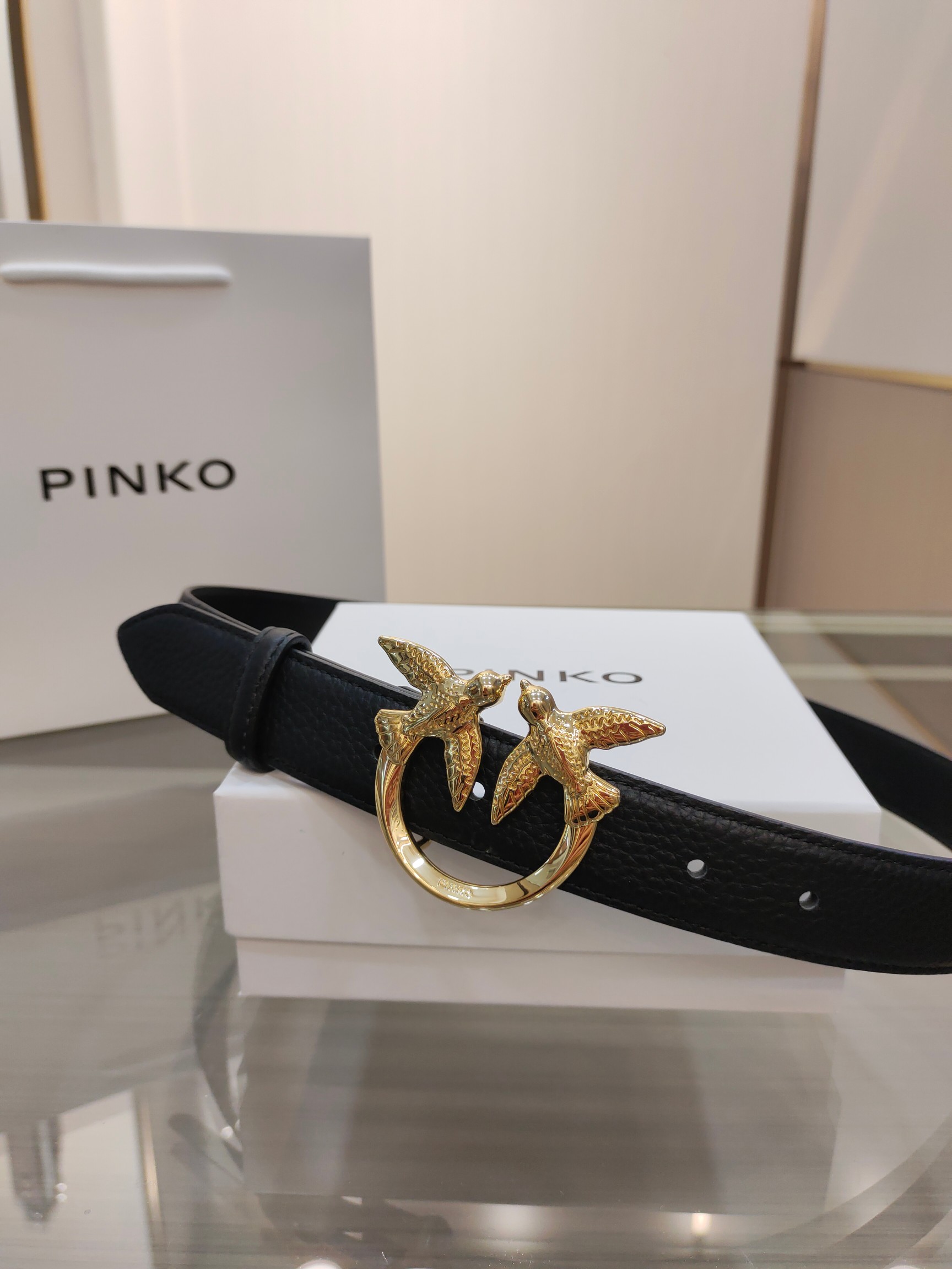 Luxurious Women’s Leather Money with Copper Button: Fashionable and High-Quality Design - 图片 5