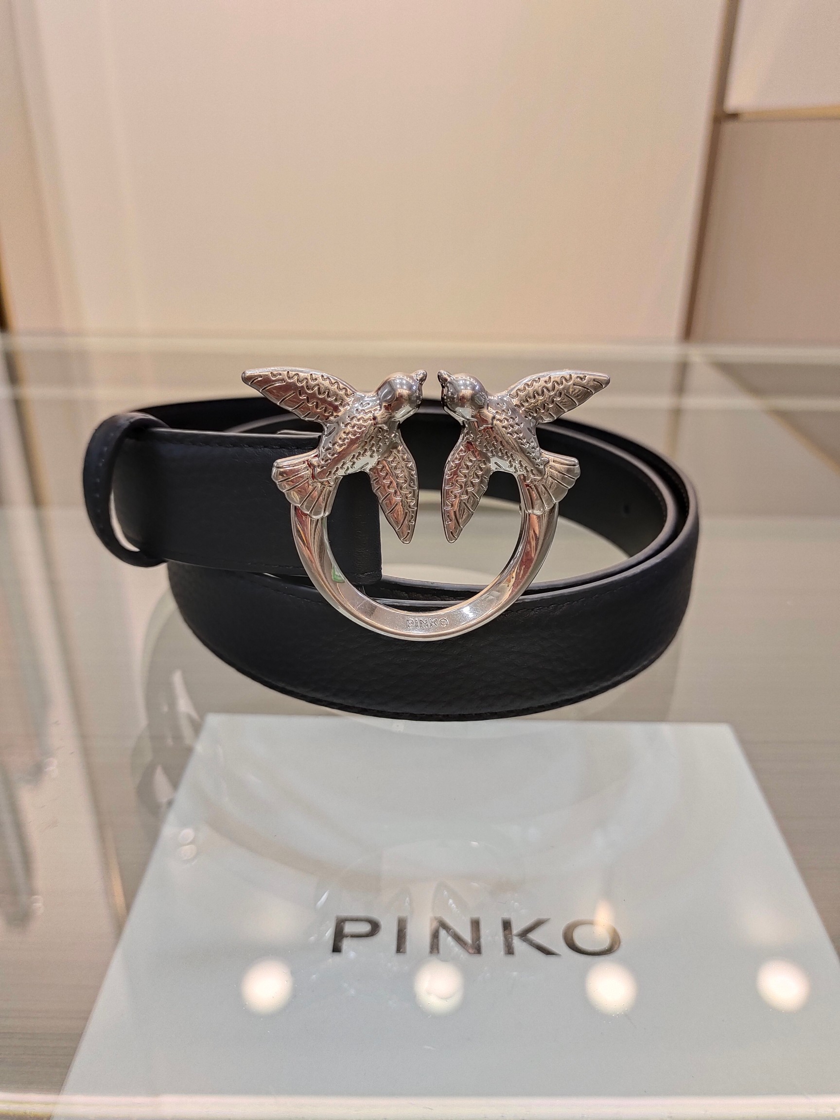 Luxurious Women’s Leather Belt: High-Quality Design for Fashionable Goddesses - 图片 3