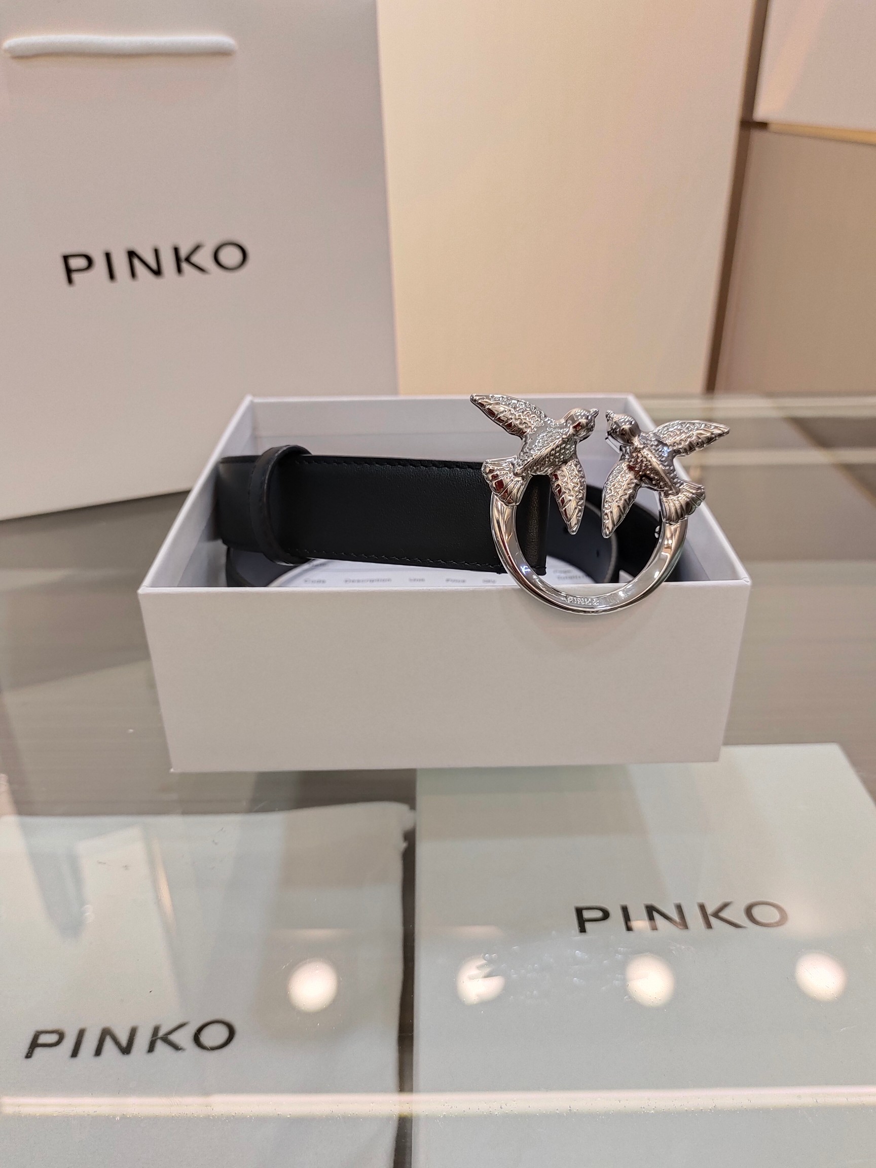 Luxurious Women’s Leather Belt: High-Quality, Fashionable, Goddess-Inspired Design