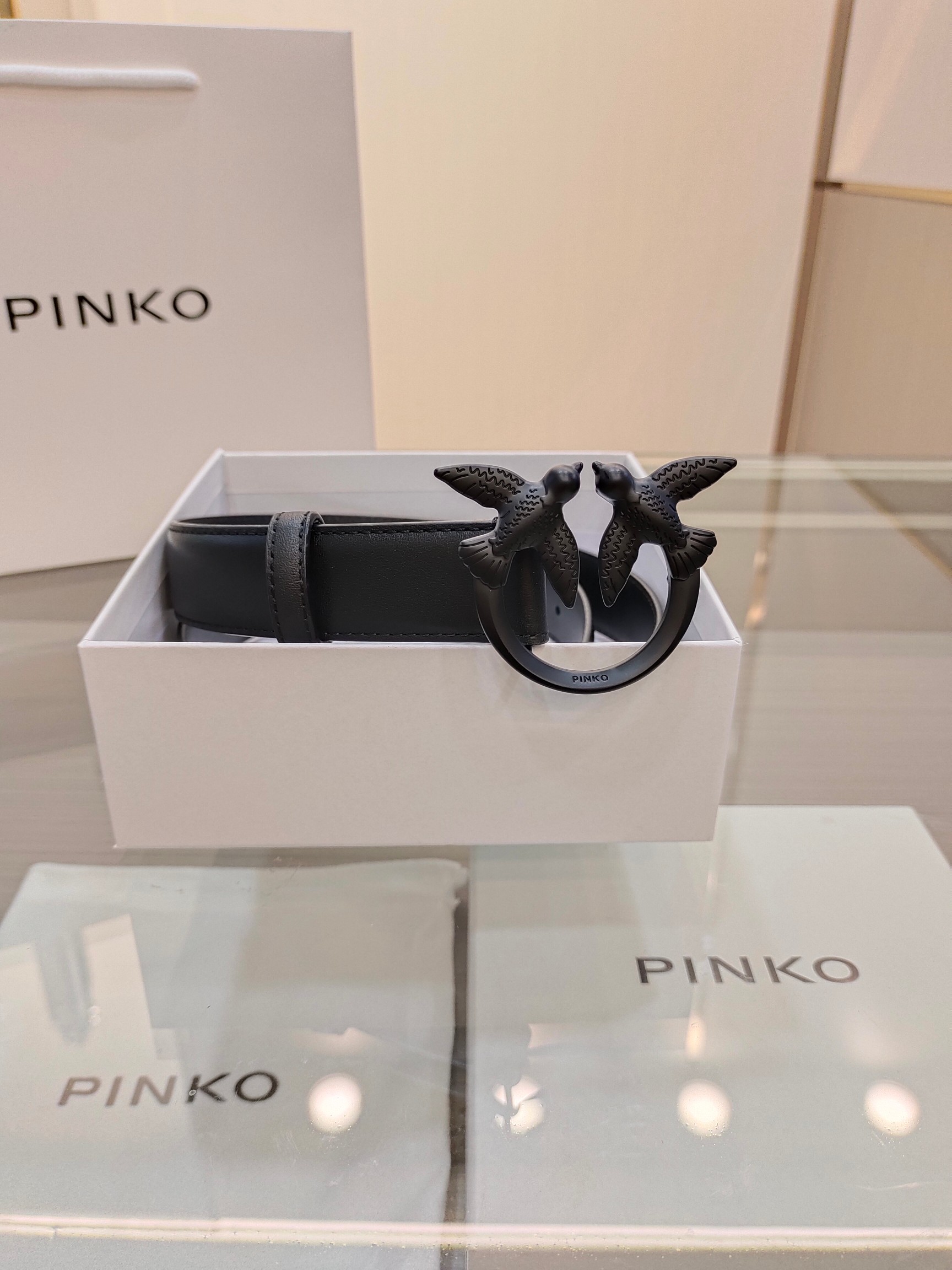 Luxurious Women’s Leather Belt: High-Quality, Fashionable, Goddess-Inspired Design