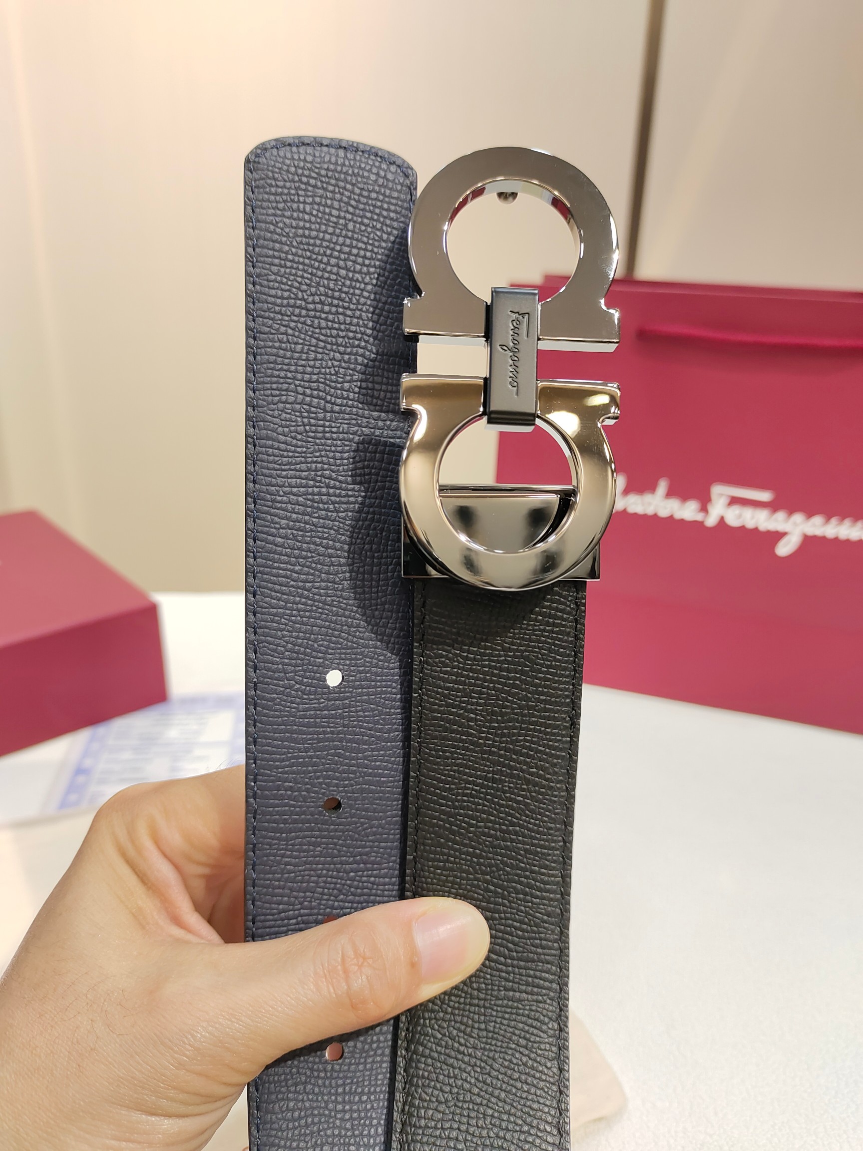 Ferragamo菲拉格慕双面进口牛皮搭配精品铜扣️自行选择搭配真材实料有质感时尚经典不失风范长短可自行