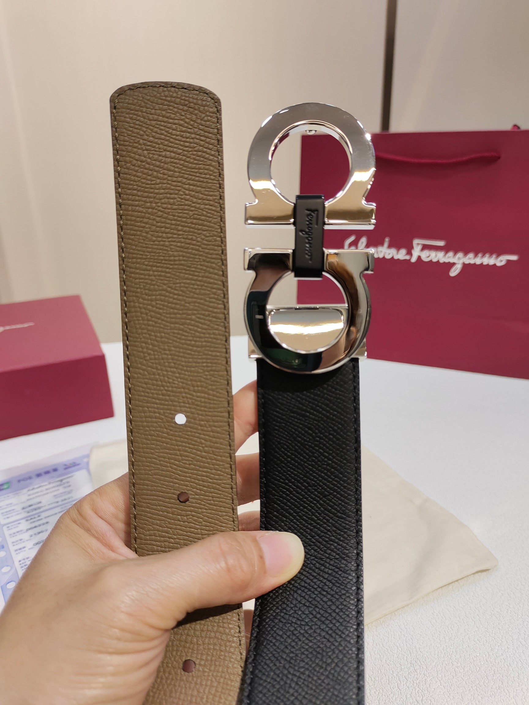 Ferragamo菲拉格慕双面进口牛皮搭配精品铜扣️自行选择搭配真材实料有质感时尚经典不失风范长短可自行