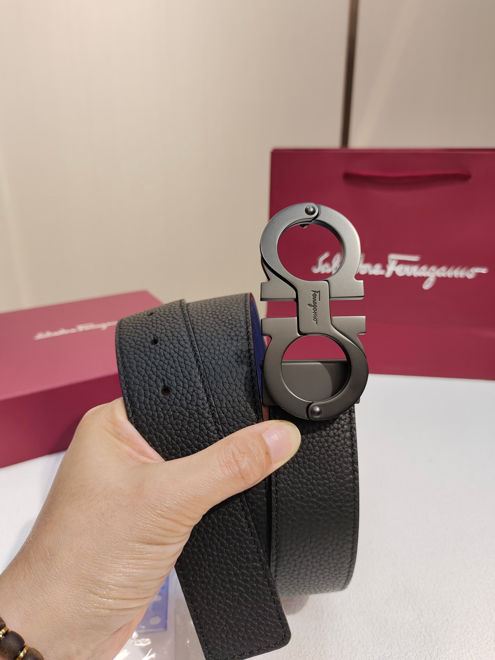 Ferragamo菲拉格慕双面进口牛皮搭配精品铜扣️自行选择搭配真材实料有质感时尚经典不失风范长短可自行