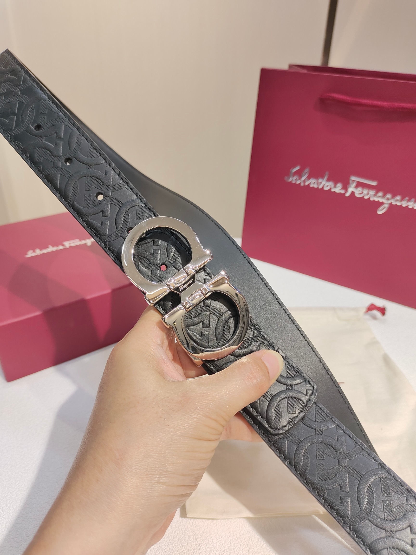 Ferragamo菲拉格慕双面进口牛皮搭配精品铜扣️自行选择搭配真材实料有质感时尚经典不失风范长短可自行