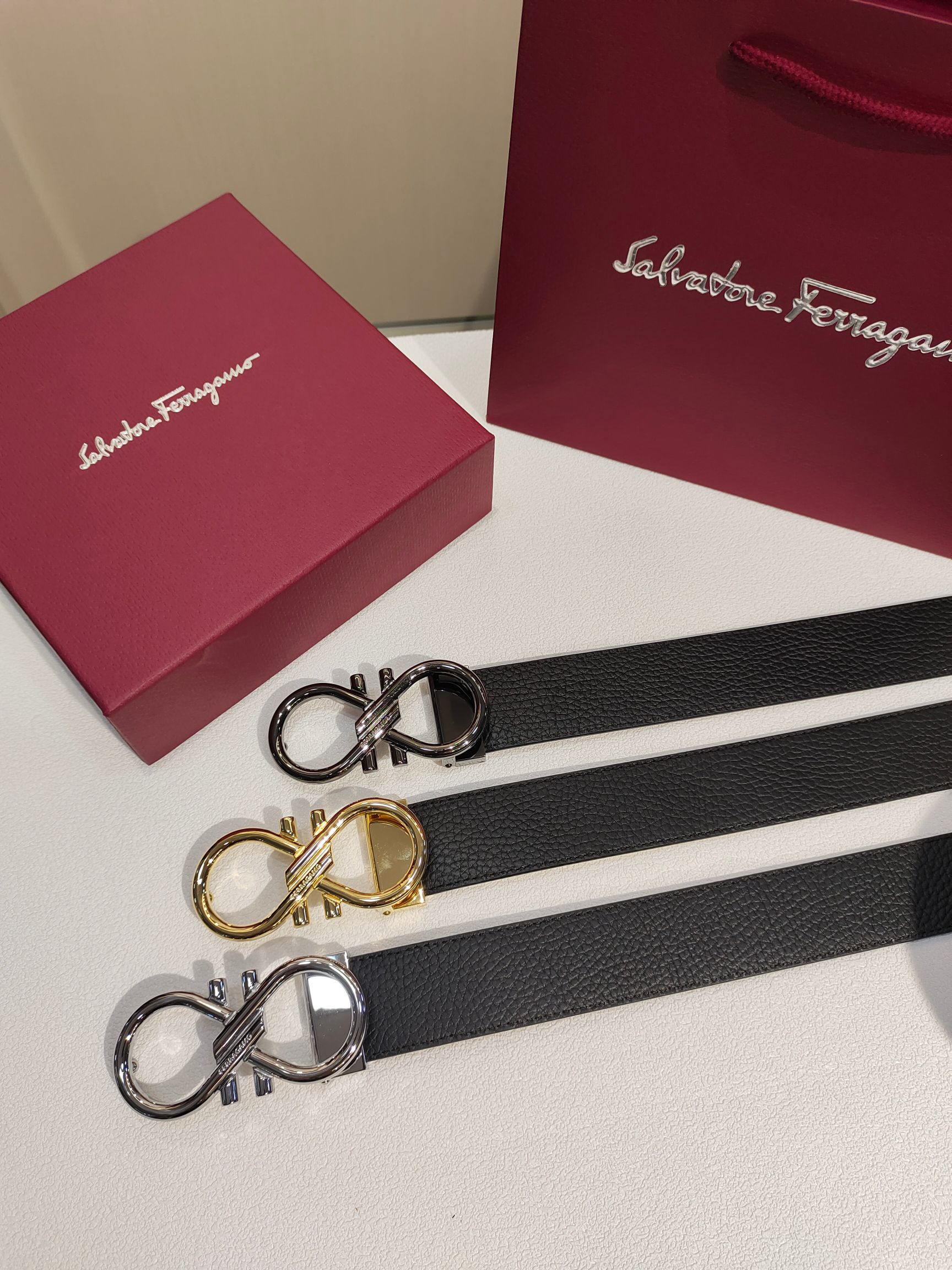 Ferragamo菲拉格慕双面进口牛皮搭配精品铜扣️自行选择搭配真材实料有质感时尚经典不失风范长短可自行