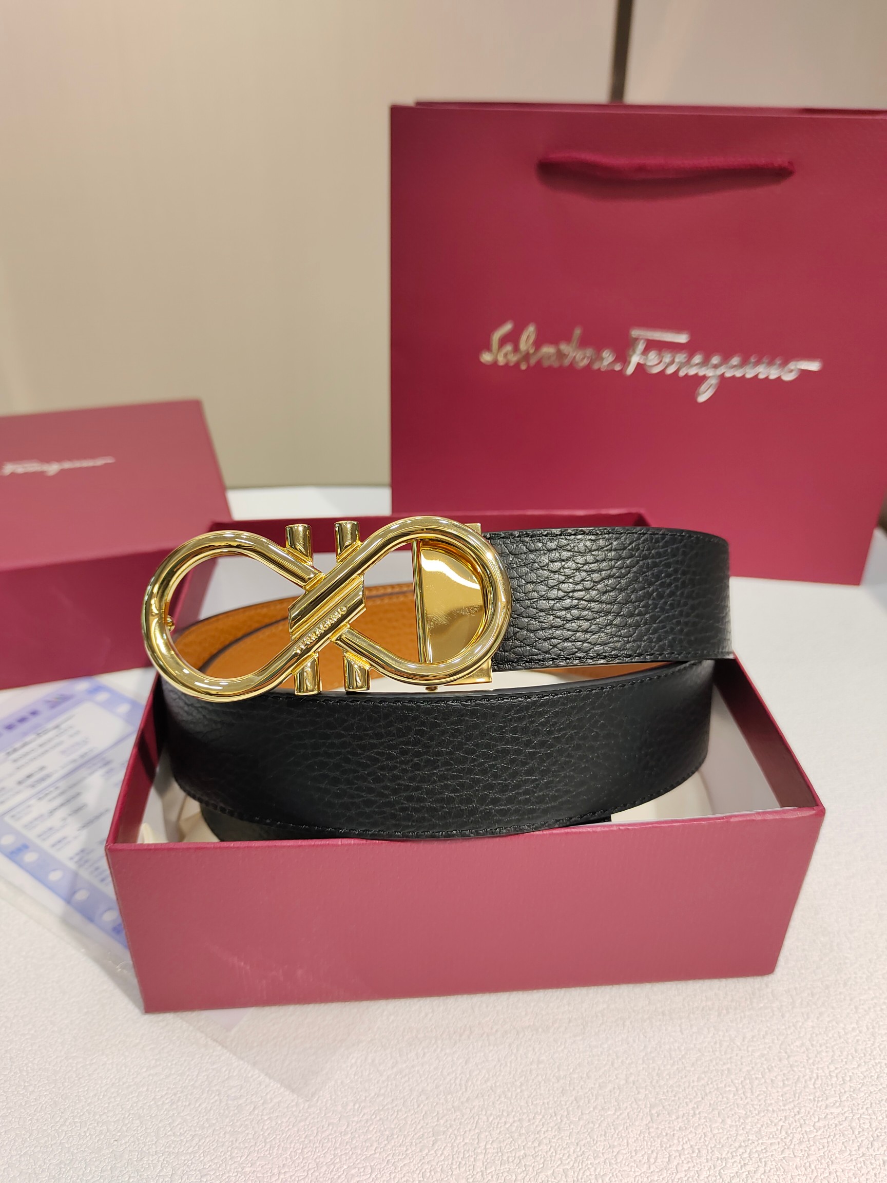 Ferragamo菲拉格慕双面进口牛皮搭配精品铜扣️自行选择搭配真材实料有质感时尚经典不失风范长短可自行