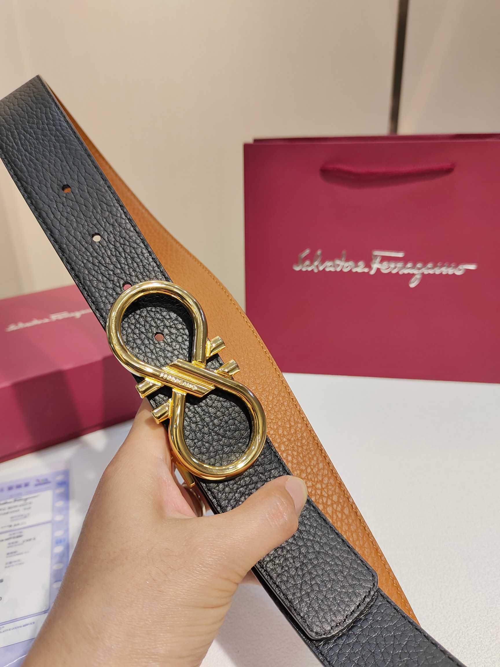 Ferragamo菲拉格慕双面进口牛皮搭配精品铜扣️自行选择搭配真材实料有质感时尚经典不失风范长短可自行