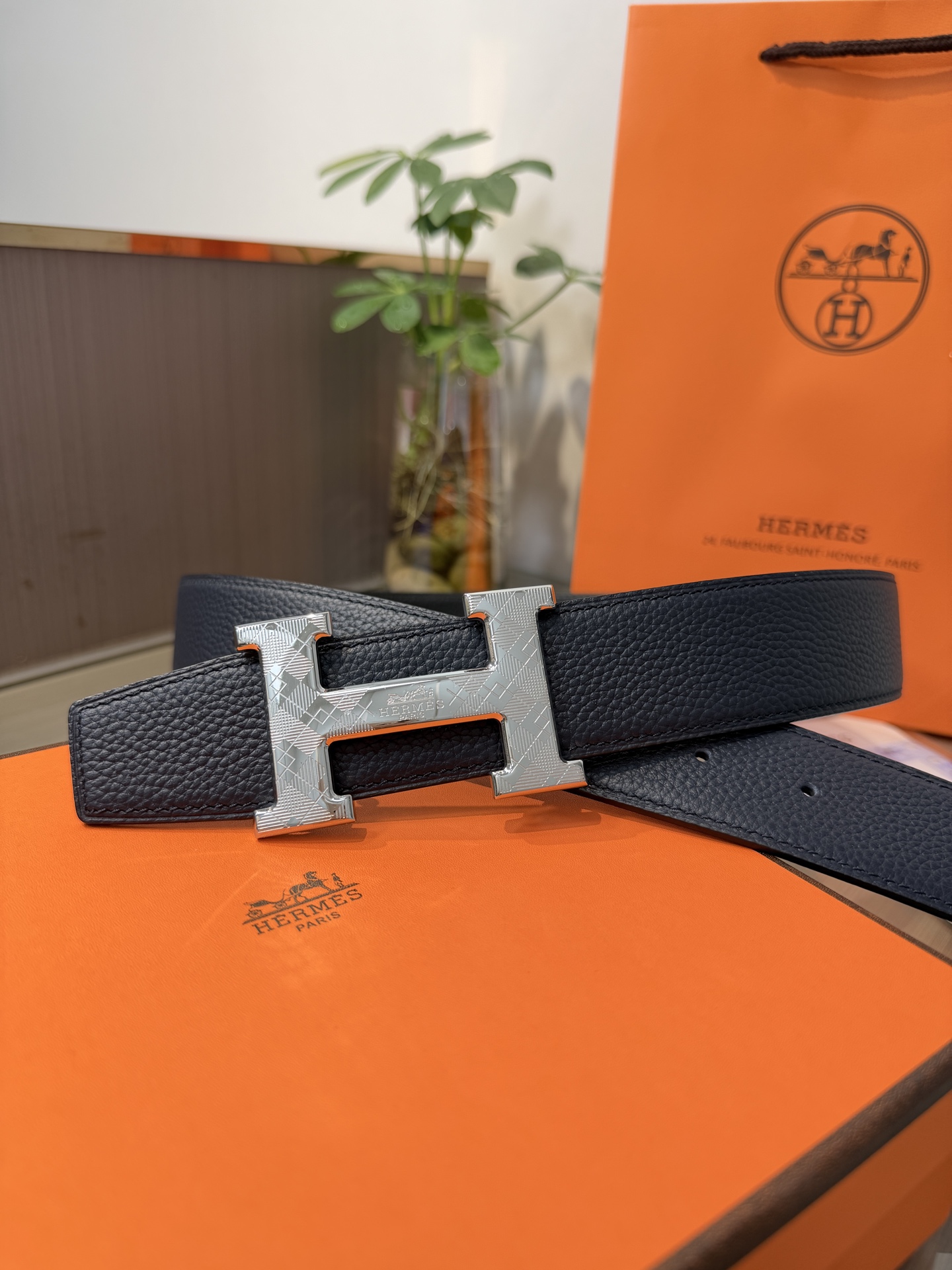 Кожаный ремень H-образной пряжкой Hermès
