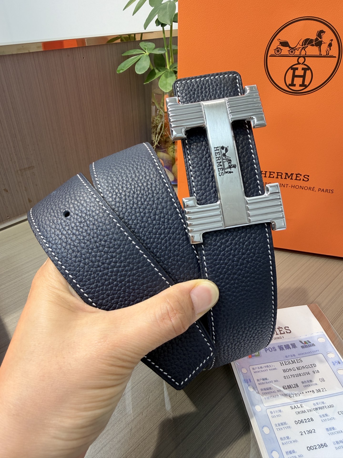 Hermes爱马仕 男士双面皮腰带38mm，双面头层牛皮，双面可用，搭配精品钢扣五金，做工精致，实物拍摄