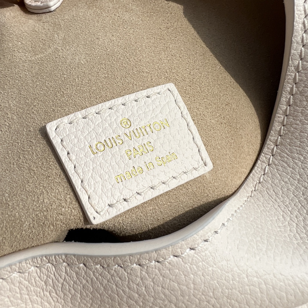 🌼 m25022尺寸:35×31×18cmLV海外渠道资源特供新款Hobo❗️ 新款上线LOW KEY 