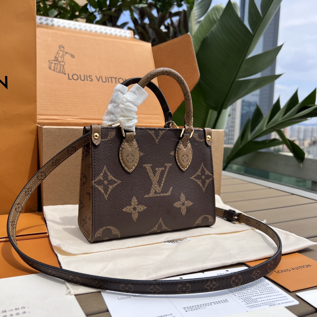 Louis Vuitton LV Onthego Tote Bags Monogram Canvas