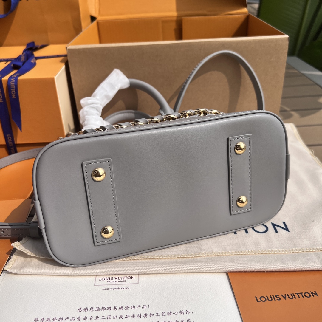 非市场普通货 进口皮料半钢五金 m12561尺寸:23.5×17.5×11.5cmLV海外渠道资源特供新