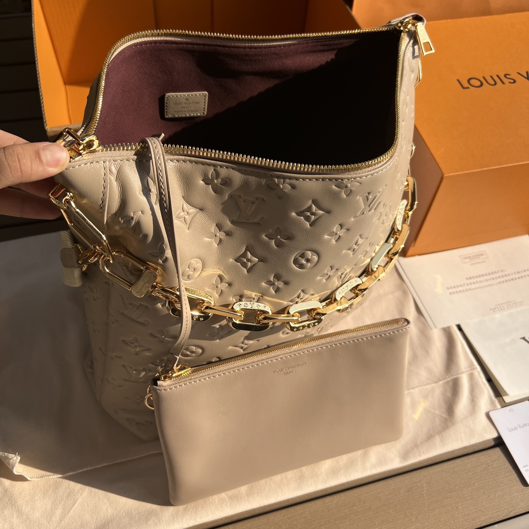 非市场普通货 进口皮料半钢五金 m12071尺寸:38×33×10cmLV渠道资源特供Coussin H