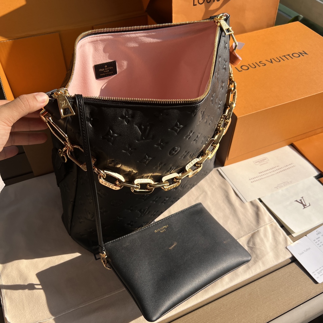 🌼 m12068尺寸:38×33×10cmLV渠道资源特供Coussin Hobo手袋❗️ 这款新的Ho