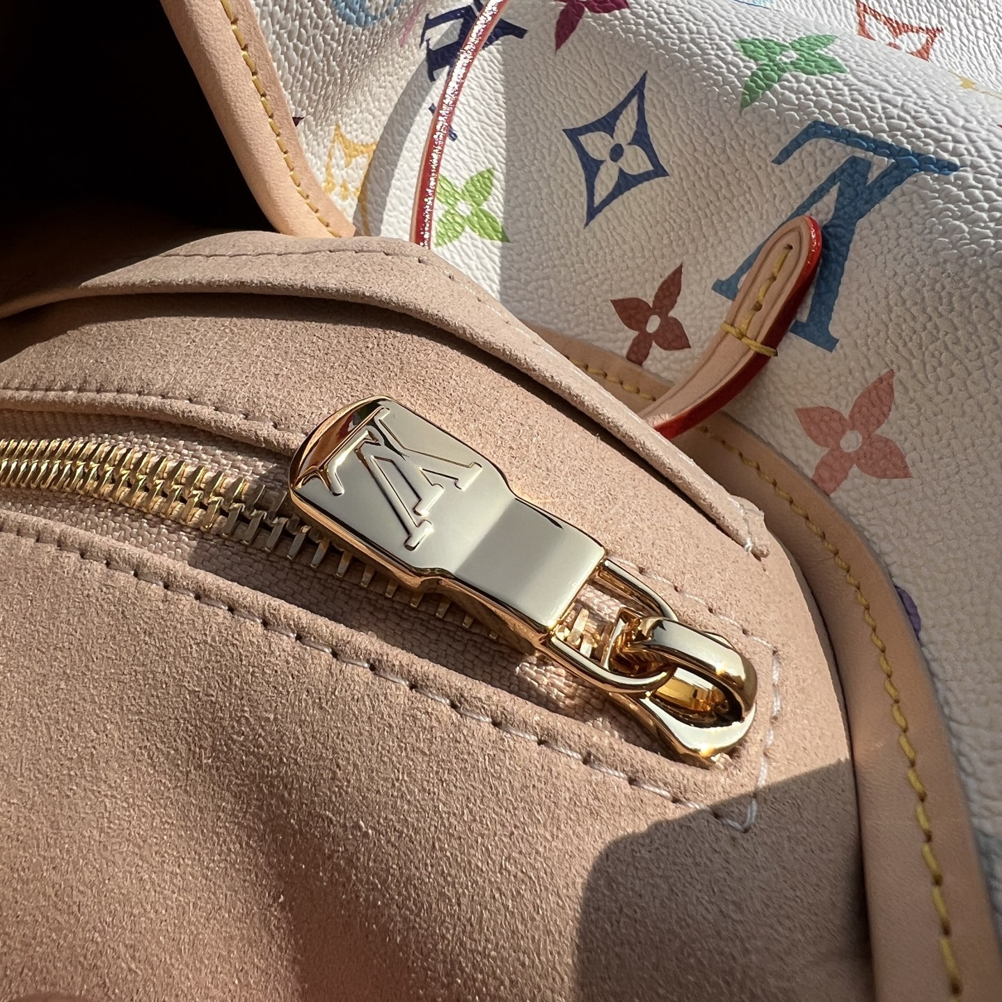 🌼 m13664尺寸:29×24×12cmLV海外渠道资源特供carryall❗️ 本款 Carryal