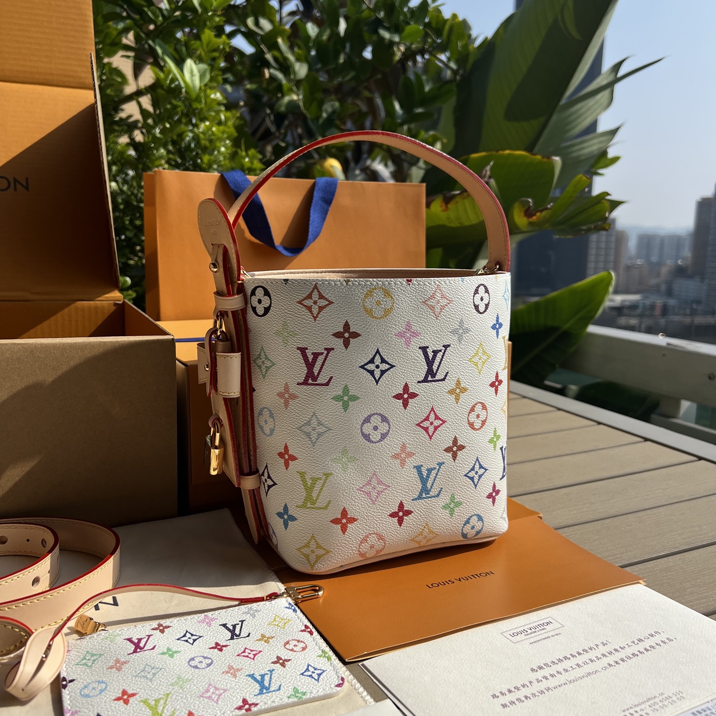 🌼 m13089尺寸:18×16×12cmLV海外渠道资源特供ALL IN BB手袋❗️ 本款 ALL 