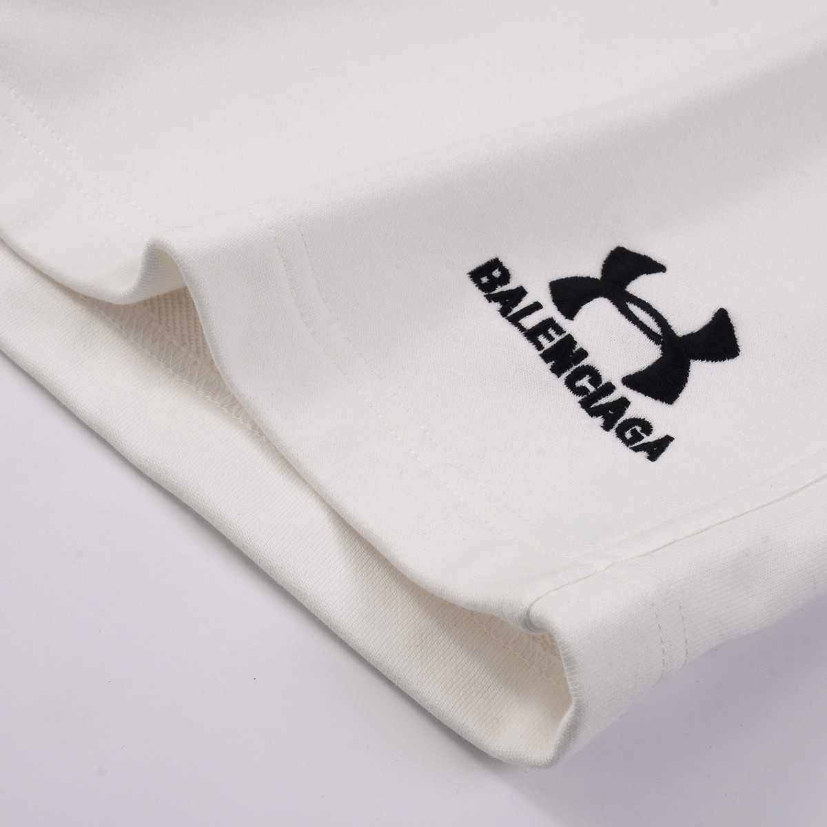 Balenciaga Top Edition Cotton Sports Shorts with Bond Armour Embroidery – XS to L - 图片 6