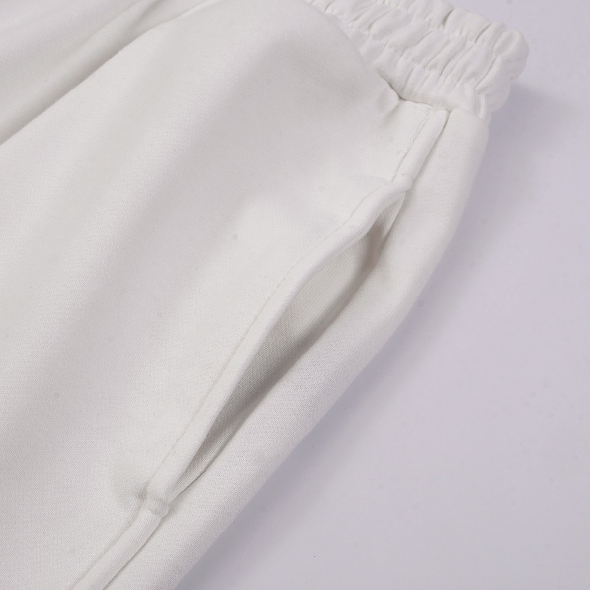 Balenciaga Top Edition Cotton Sports Shorts with Bond Armour Embroidery – XS to L - 图片 4