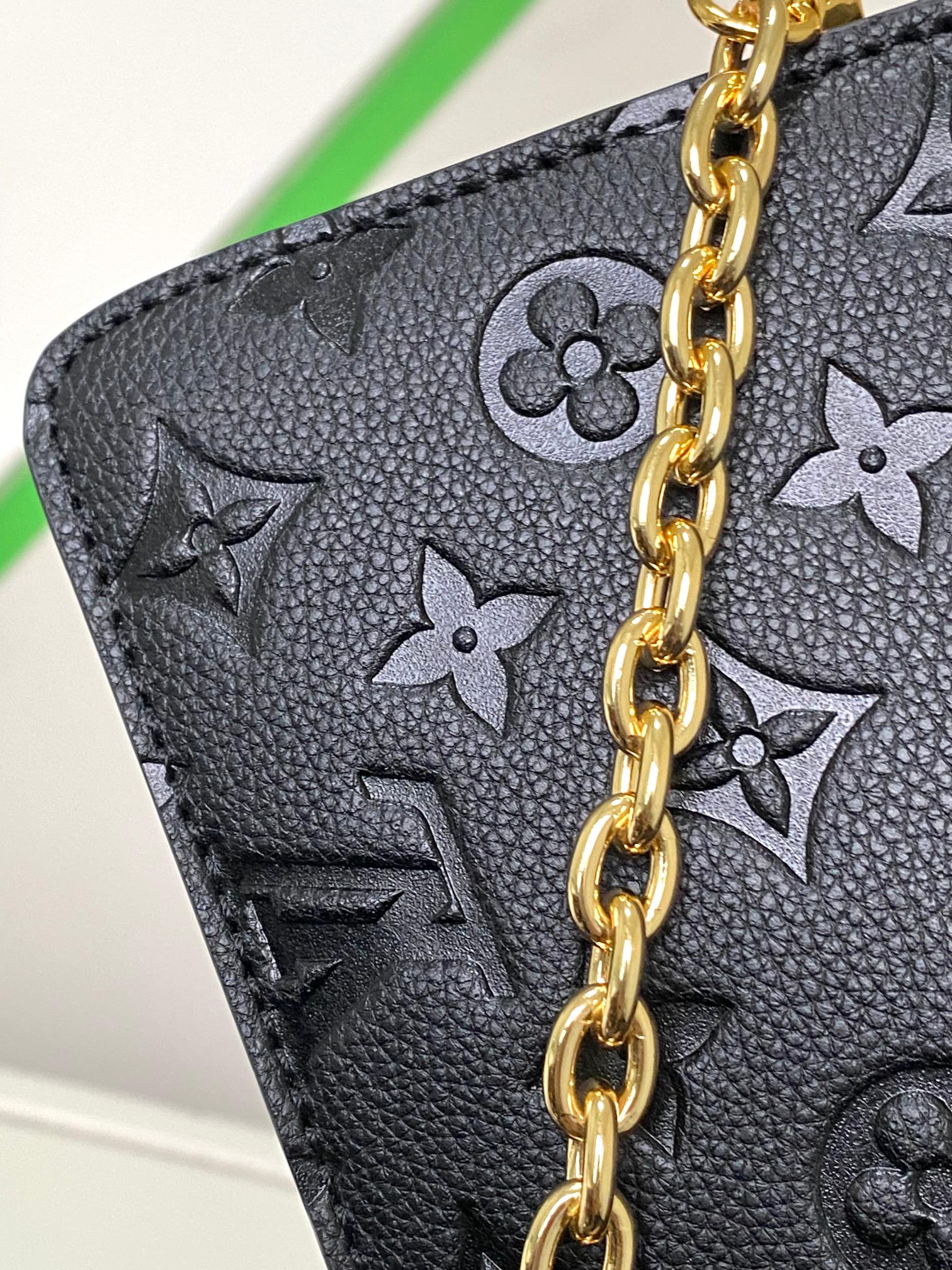 M82637黑色 M82836 白色链条包系列 Wallet On Chain Metis 链条手袋 取材粒面 Mjs Monogram 9