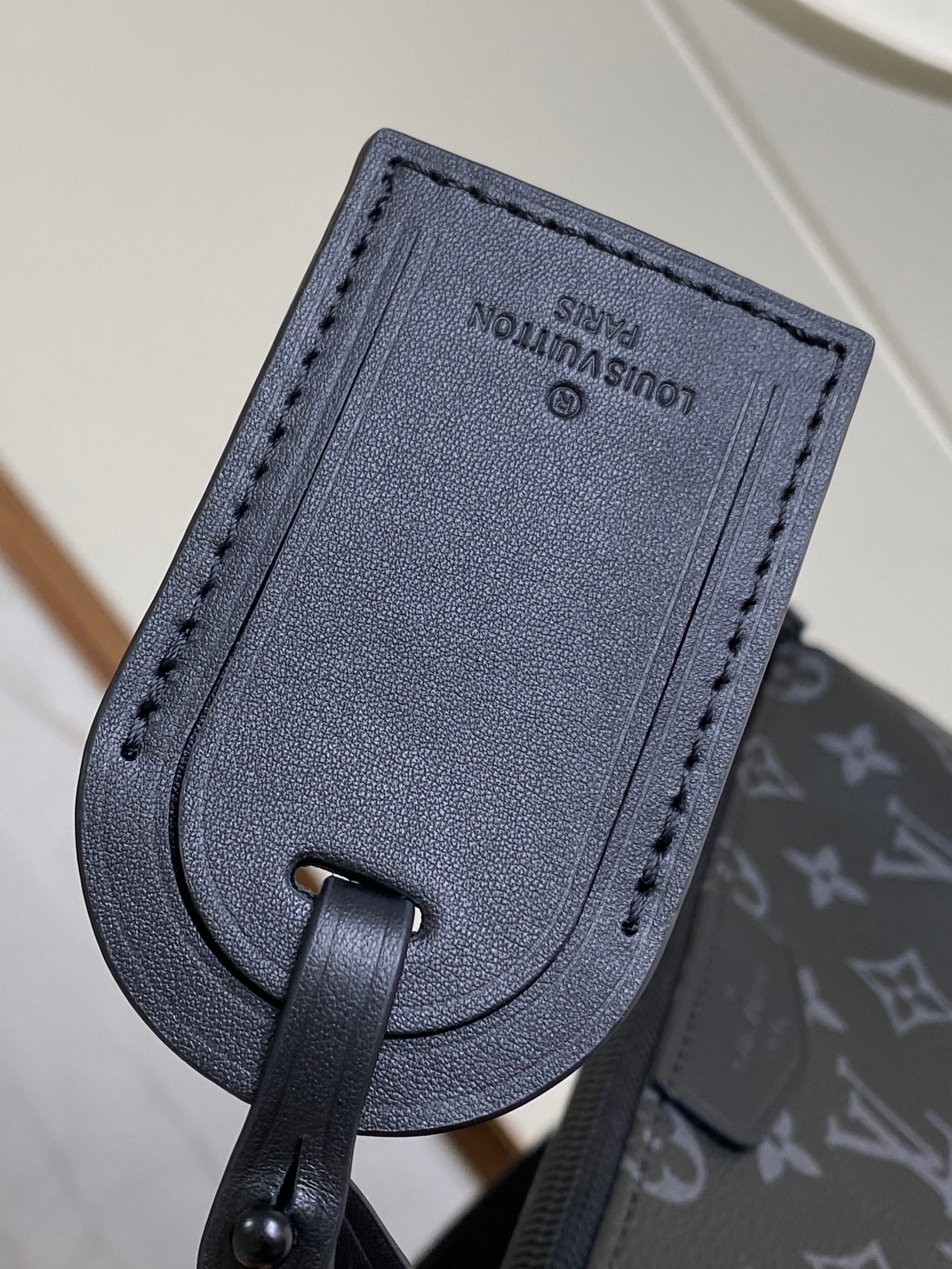  顶级原单 半钢五金 变码动态芯片
M11741黑花本款 Pochette Accessoire XL 