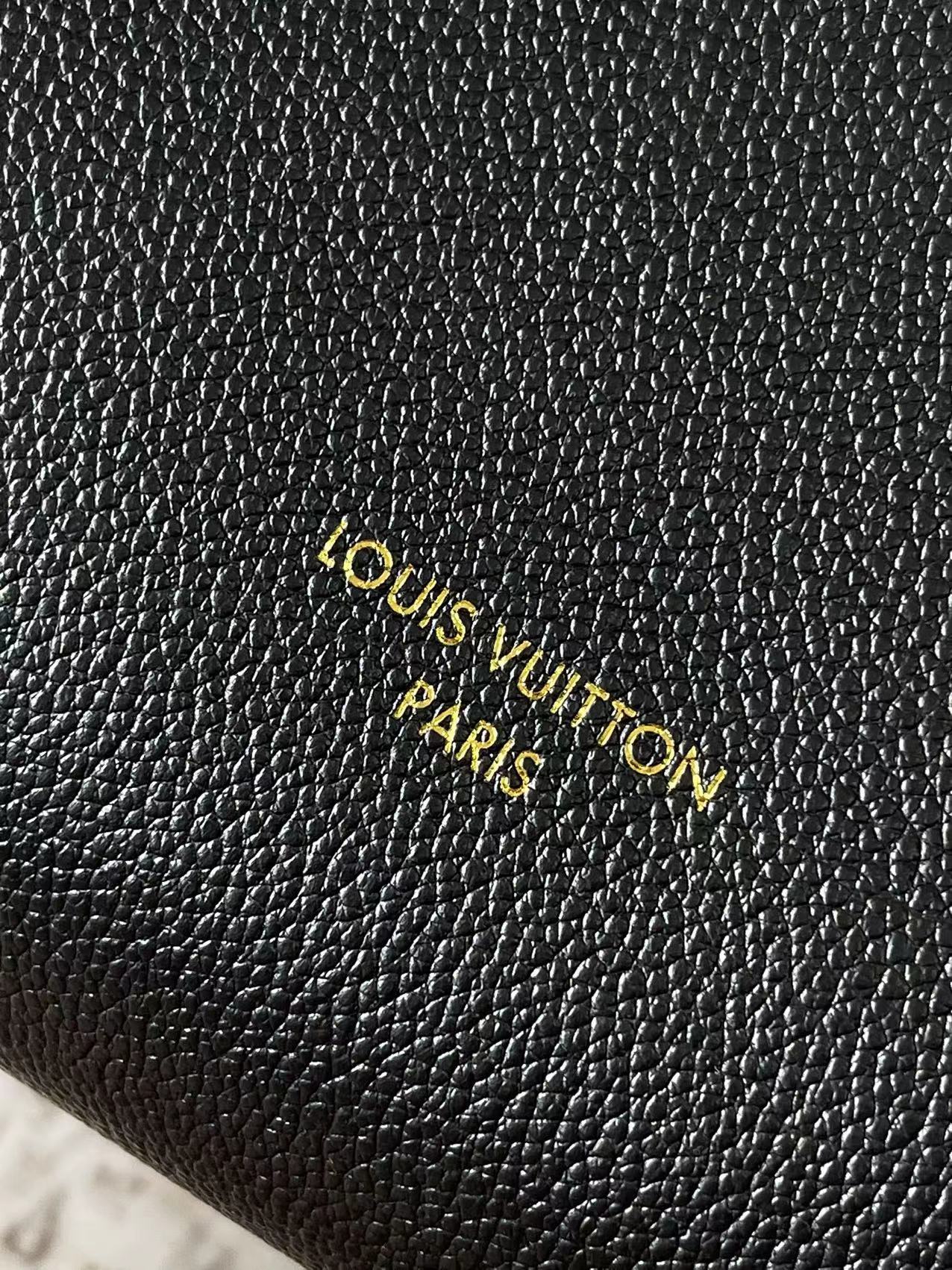 款号26037黑色大号顶级原单 半钢五金163c01芯片M26037黑色M26451杏色Express