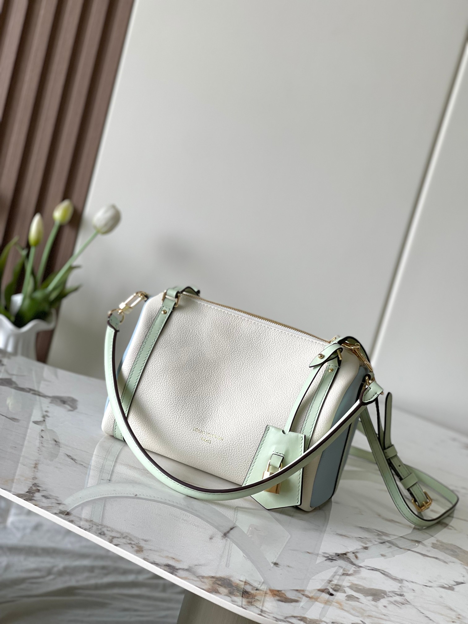 Louis Vuitton Expressentials Small Ivory White Leather Hobo Handbag 2 a1755341339729 5856