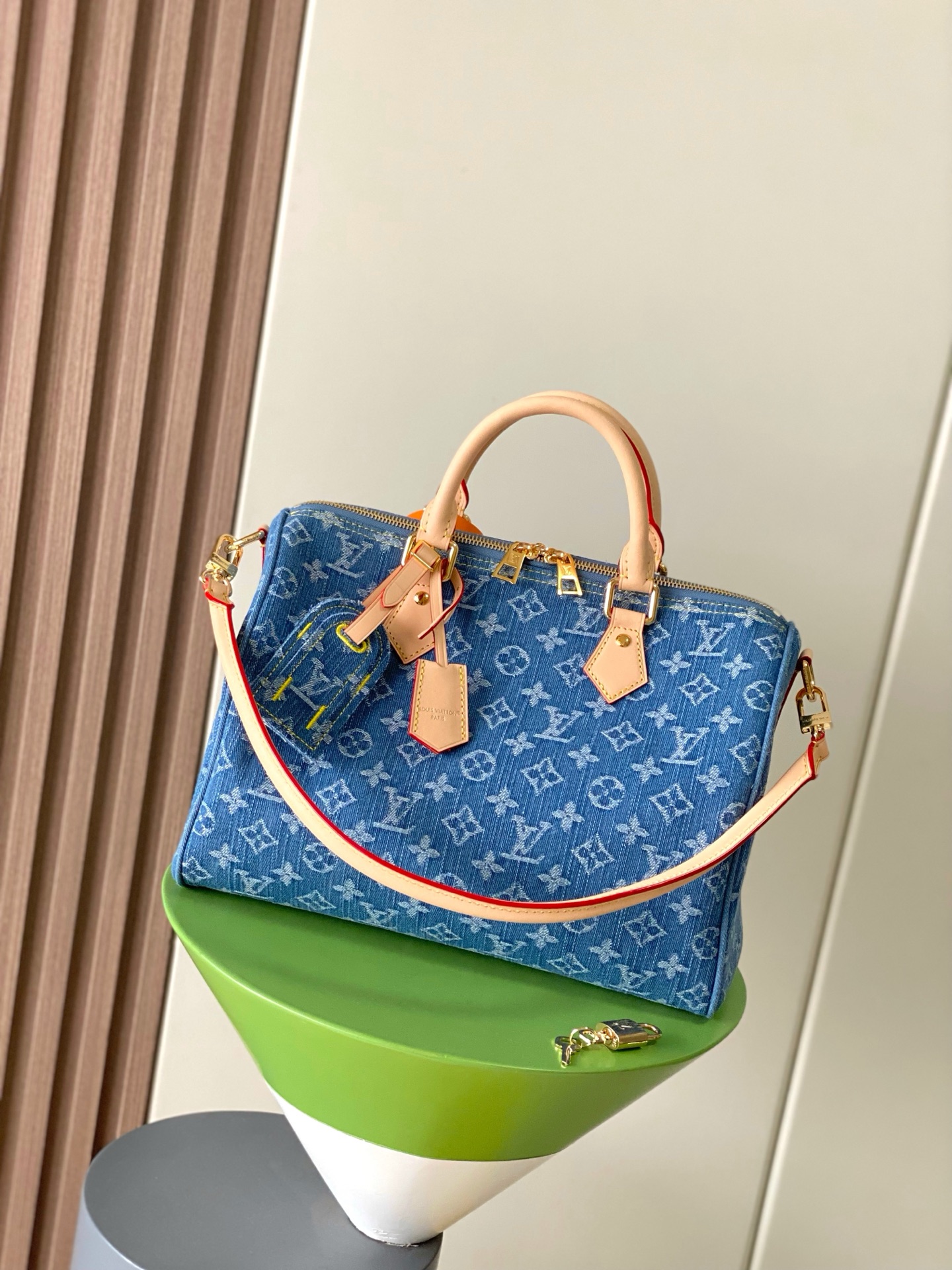 P500 número de modelo M14430 denim azul 30 bolso superior orden original hardware semi-acero 163c01 chip