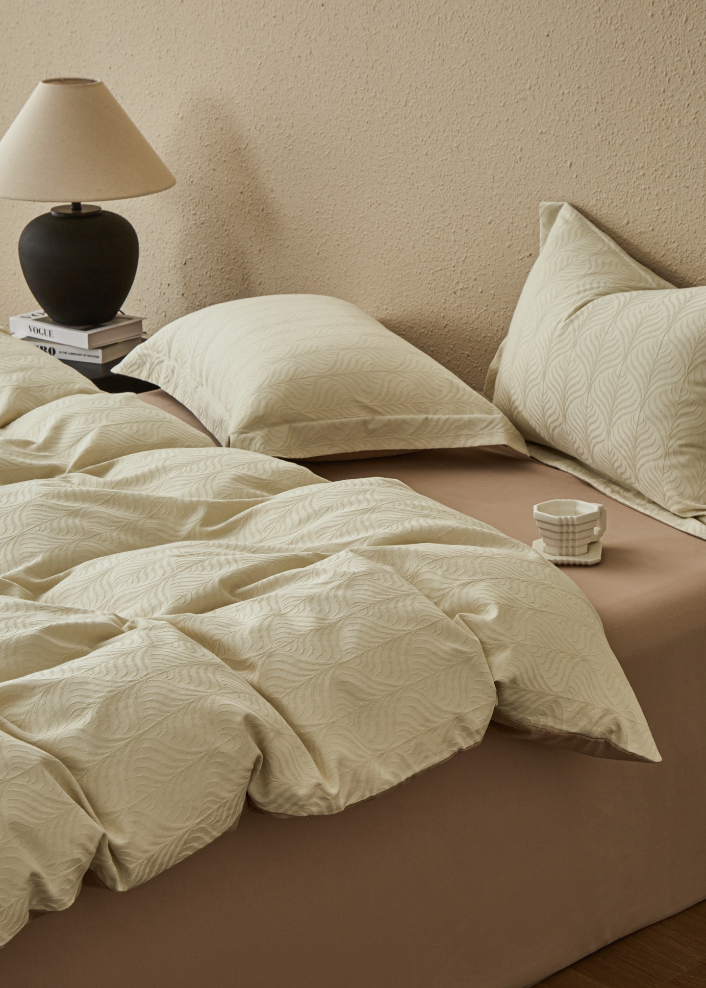 Elegant Embossed Floral Pattern Bedding Set - Soft & Breathable Cotton Material 6 i1760088727726 6321 0 4