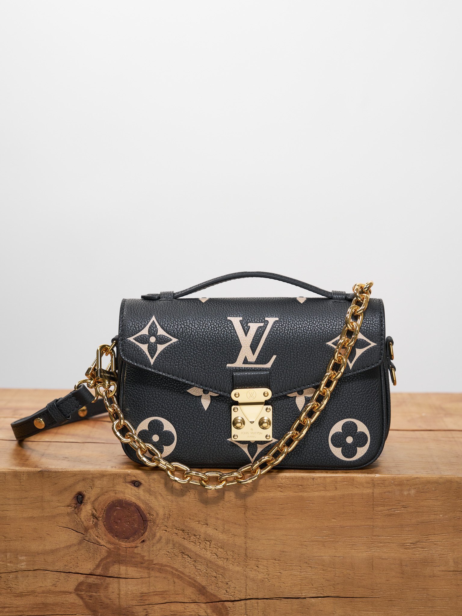 P1000P totalmente de acero huérfano, grado genuino 𝐏𝐎𝐂𝐇𝐄𝐓𝐓𝐄 𝐌É𝐓𝐈𝐒 𝐄𝐀𝐒𝐓 𝐖𝐄𝐒𝐓 bolso #️⃣ M46596 Autént…