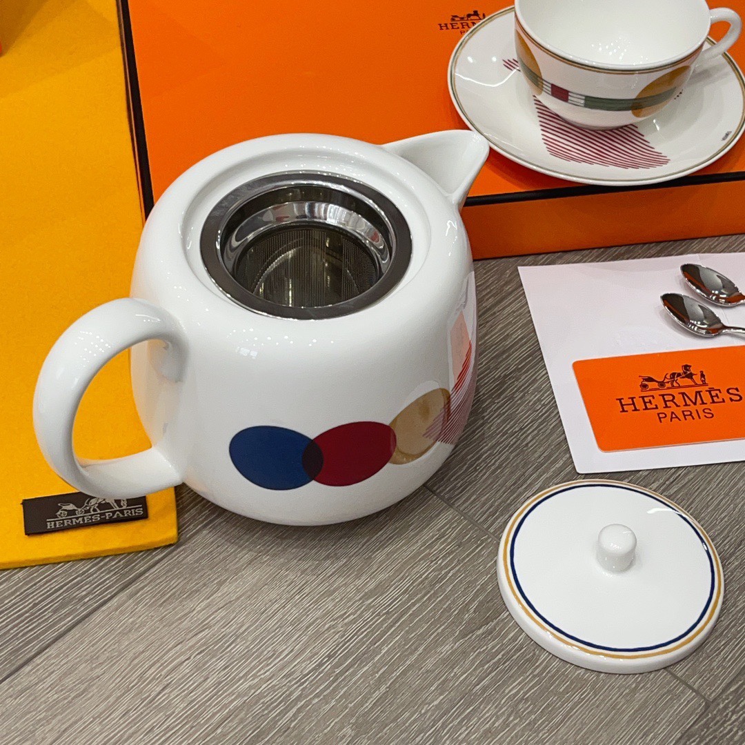 爱马仕 Hermès 高定典藏名品高定成衣时装外套连衣裙衬衫T恤 #55797E38 6