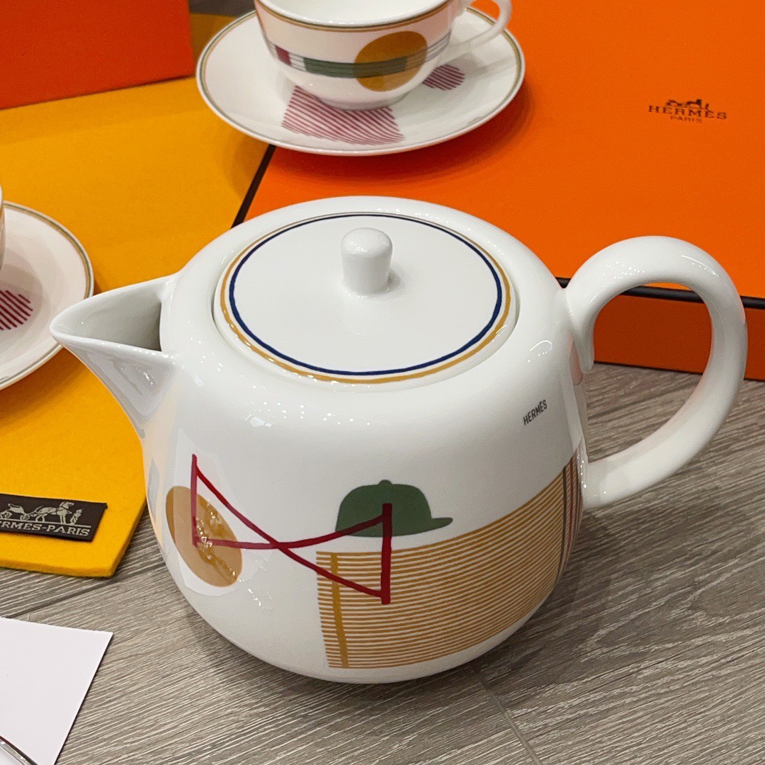 爱马仕 Hermès 高定典藏名品高定成衣时装外套连衣裙衬衫T恤 #55797E38 4
