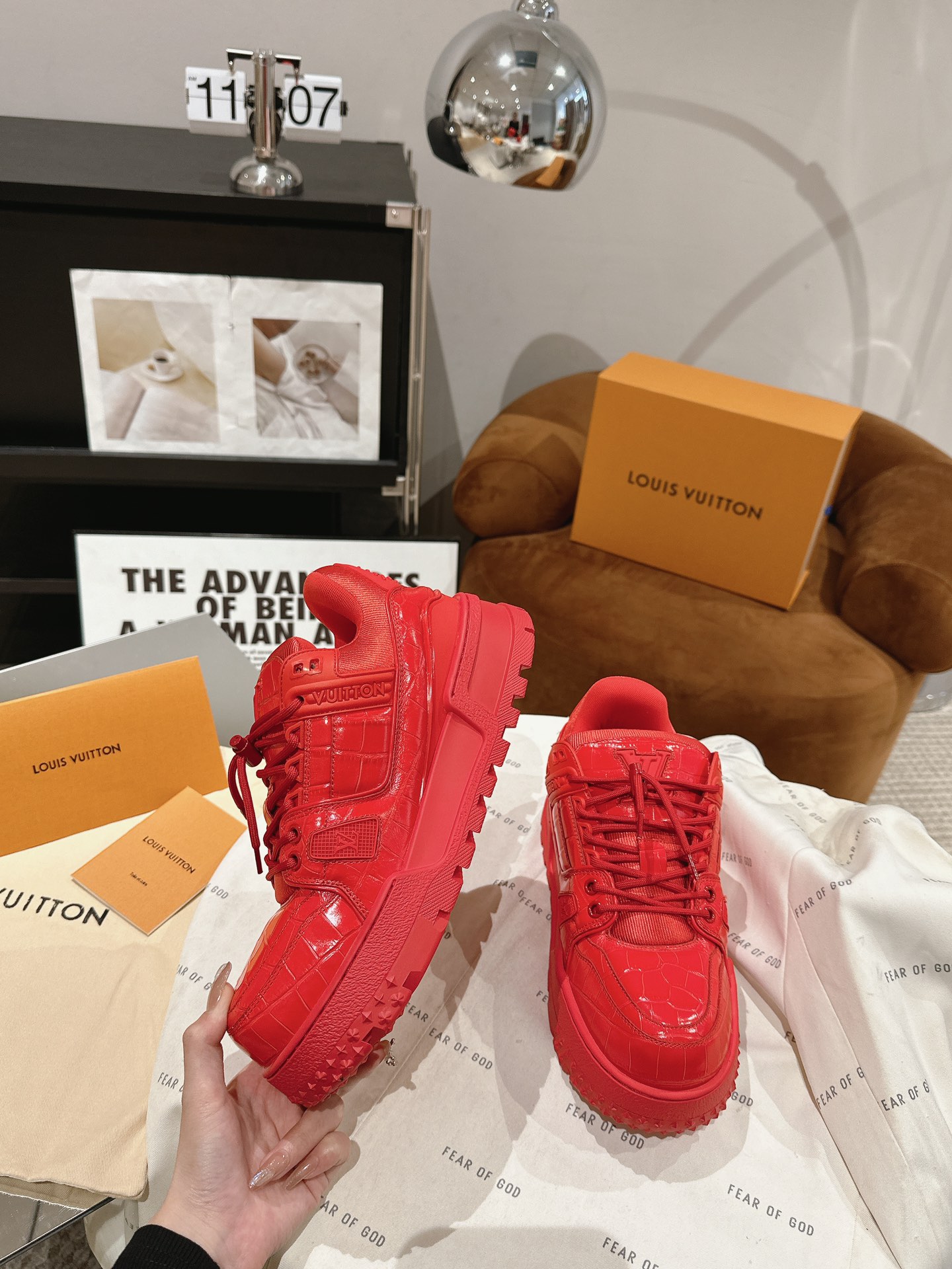 Louis Vuitton 胖版升级 全牛皮情侣装 LV 2023新款Trainer