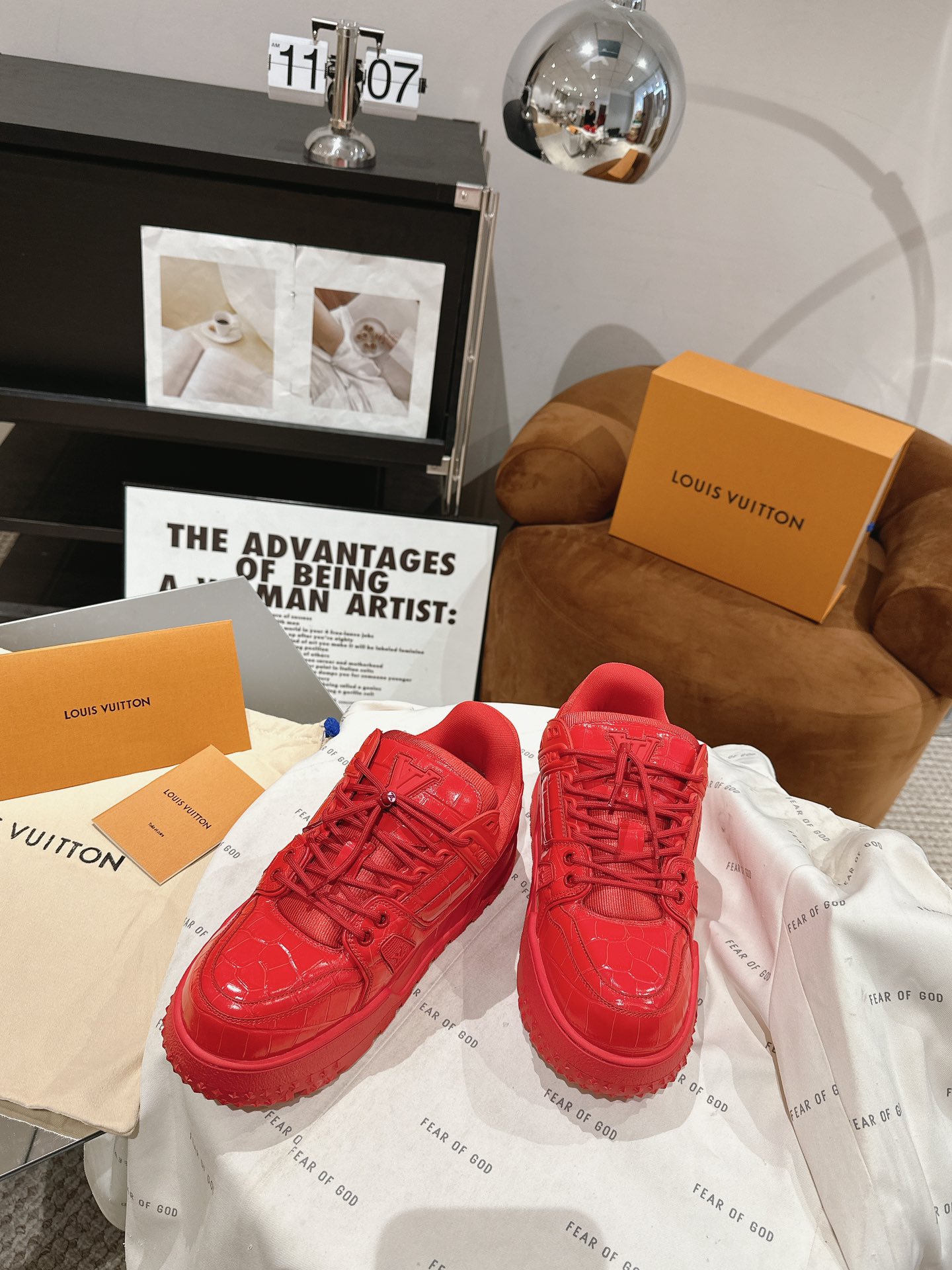 Louis Vuitton 胖版升级 全牛皮情侣装 LV 2023新款Trainer