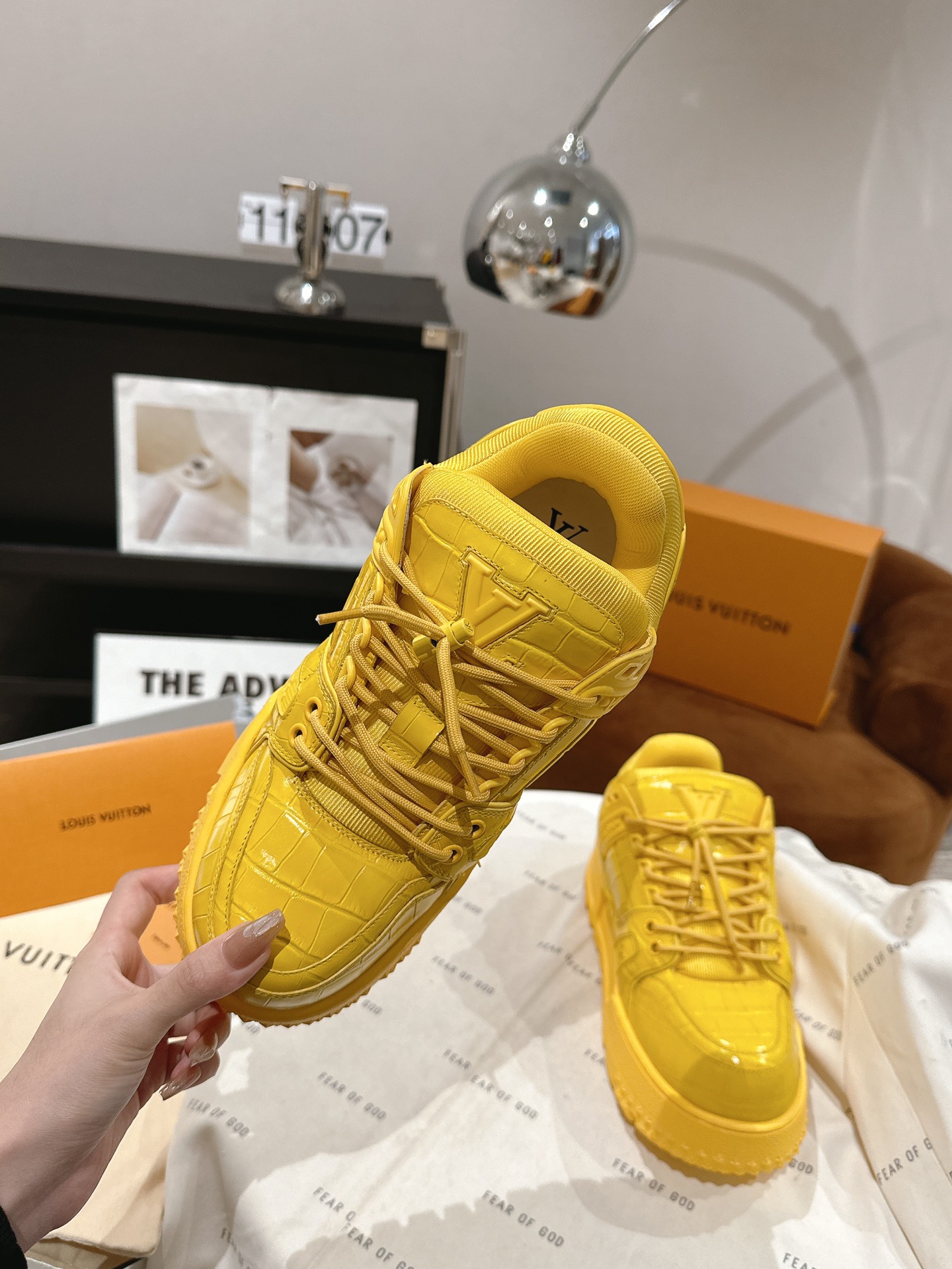 Louis Vuitton 胖版升级 全牛皮情侣装 LV 2023新款Trainer