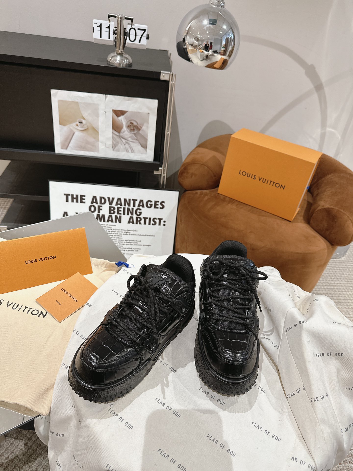 Louis Vuitton 胖版升级 全牛皮情侣装 LV 2023新款Trainer