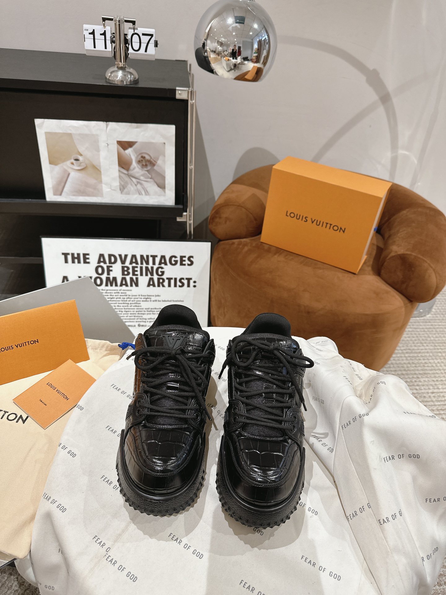 Louis Vuitton 胖版升级 全牛皮情侣装 LV 2023新款Trainer